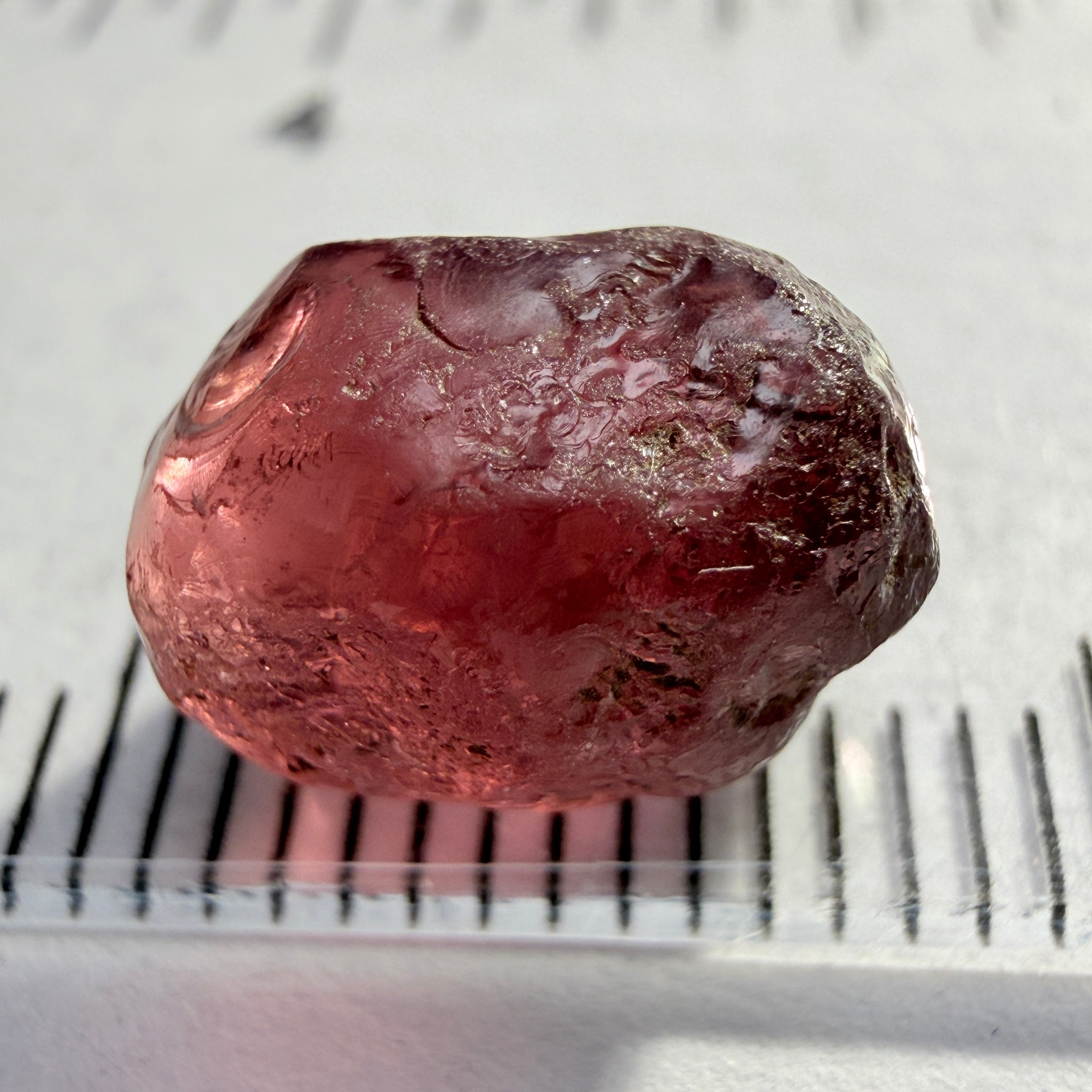 Rhodolite Garnet, 6.23ct, Umba, Tanzania, Untreated Untreated. Slight silky on one side, rest vs-vvs