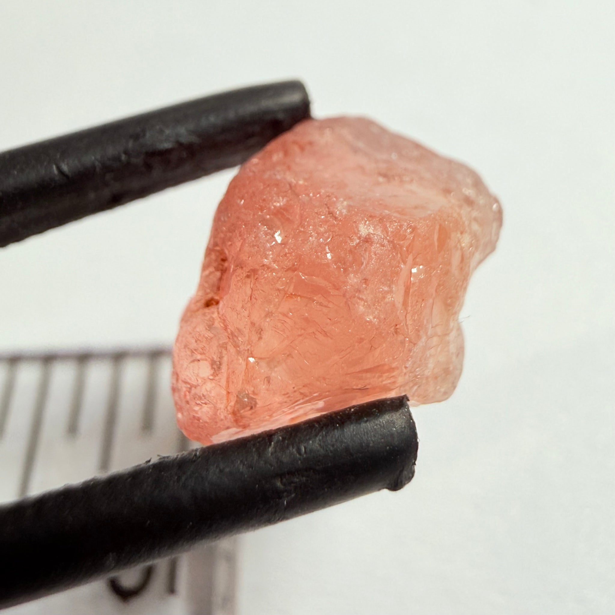 Umba Padparadscha Sapphire, 4.21ct, Umba Valley, Tanzania, Untreated Unheated, on the skin, going around 1mm in there is a crack that will come off on preform, rest vvs with a little bit of silk, see pics for crack markings
