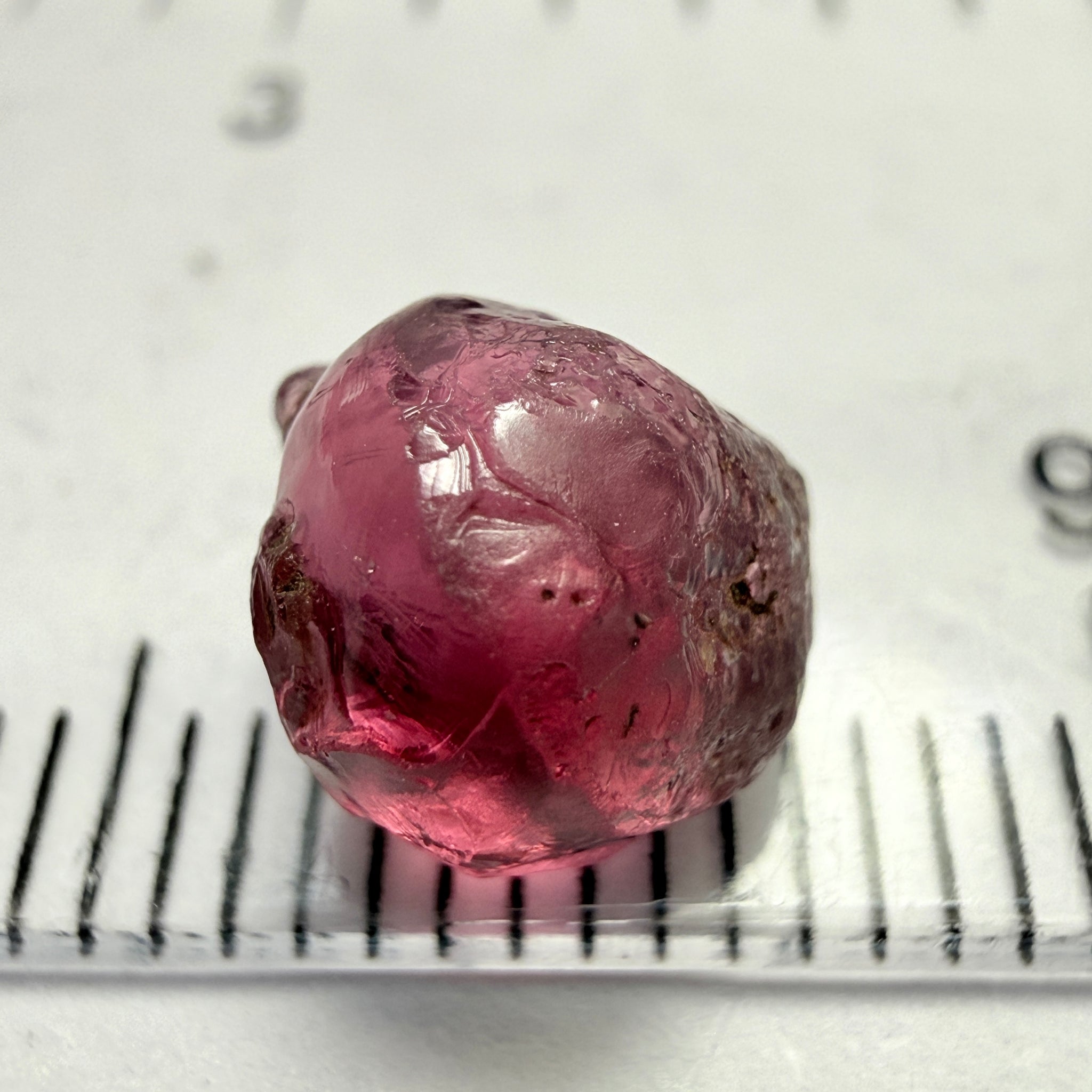 Rhodolite Garnet, 3.71ct, Umba, Tanzania, Untreated Untreated. Few bubbles on the outside, rest vvs