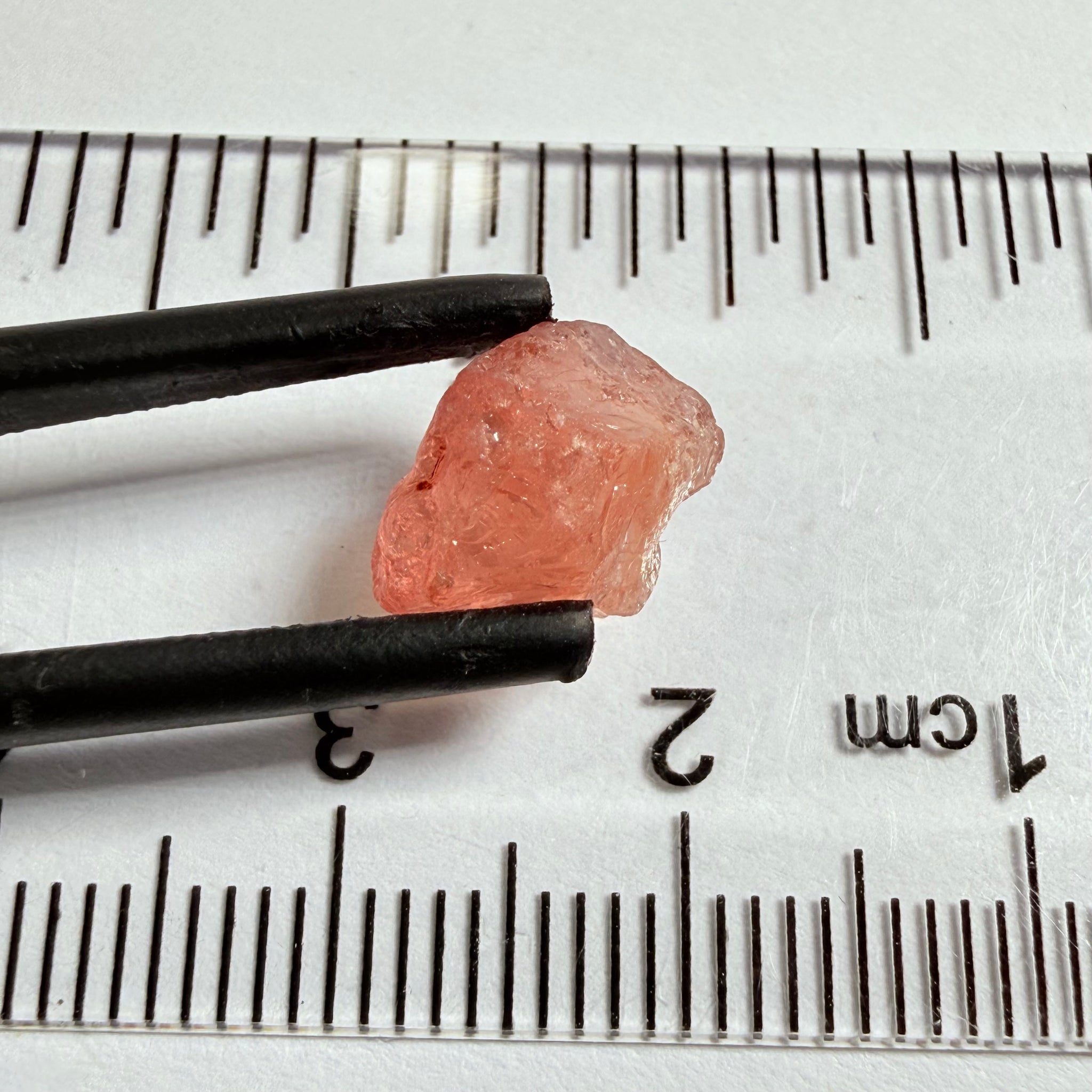 Umba Padparadscha Sapphire, 4.21ct, Umba Valley, Tanzania, Untreated Unheated, on the skin, going around 1mm in there is a crack that will come off on preform, rest vvs with a little bit of silk, see pics for crack markings