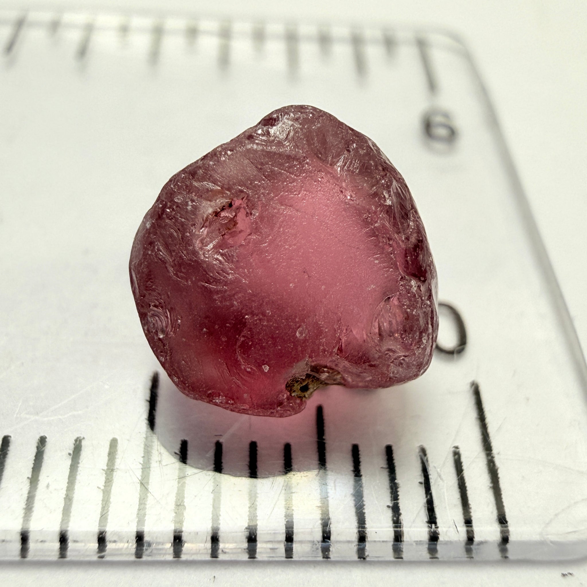 Rhodolite Garnet, 3.94ct, Umba, Tanzania, Untreated Untreated. vvs