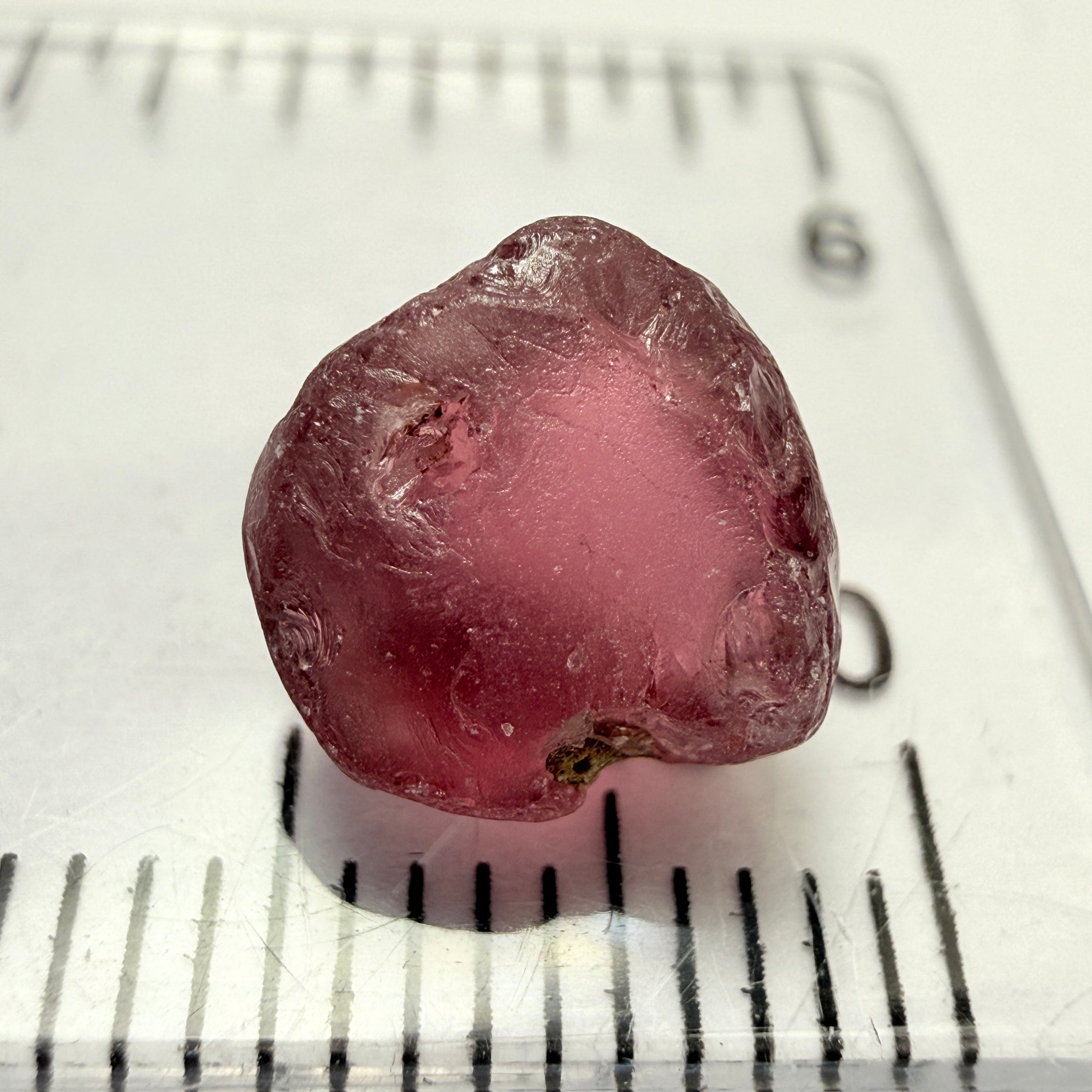 Rhodolite Garnet, 3.94ct, Umba, Tanzania, Untreated Untreated. vvs