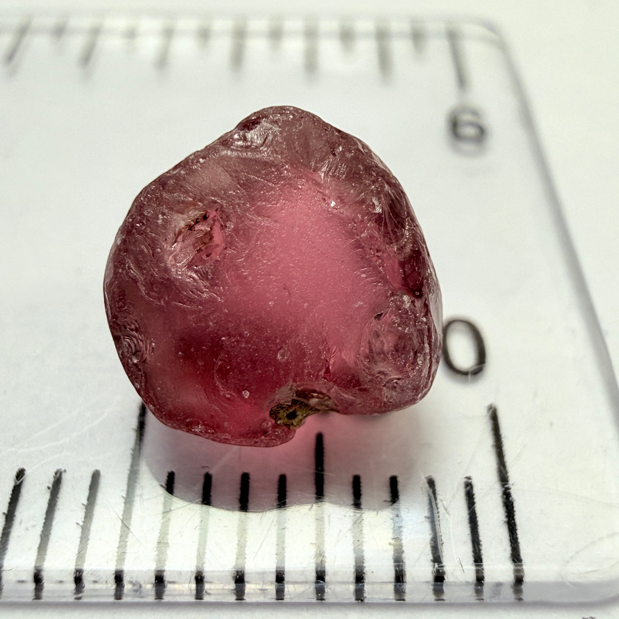 Rhodolite Garnet, 3.94ct, Umba, Tanzania, Untreated Untreated. vvs