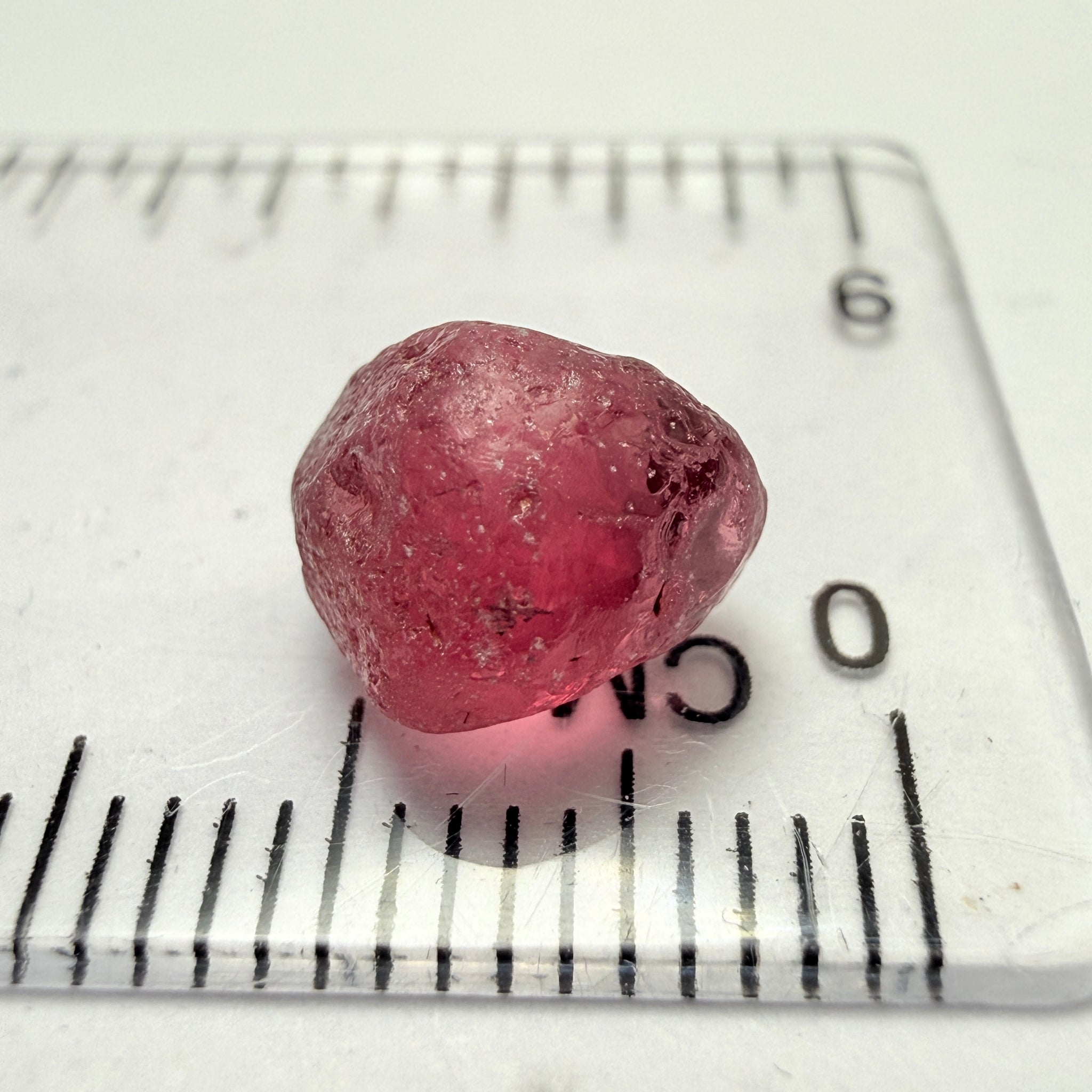 Rhodolite Garnet, 3.94ct, Umba, Tanzania, Untreated Untreated. vvs