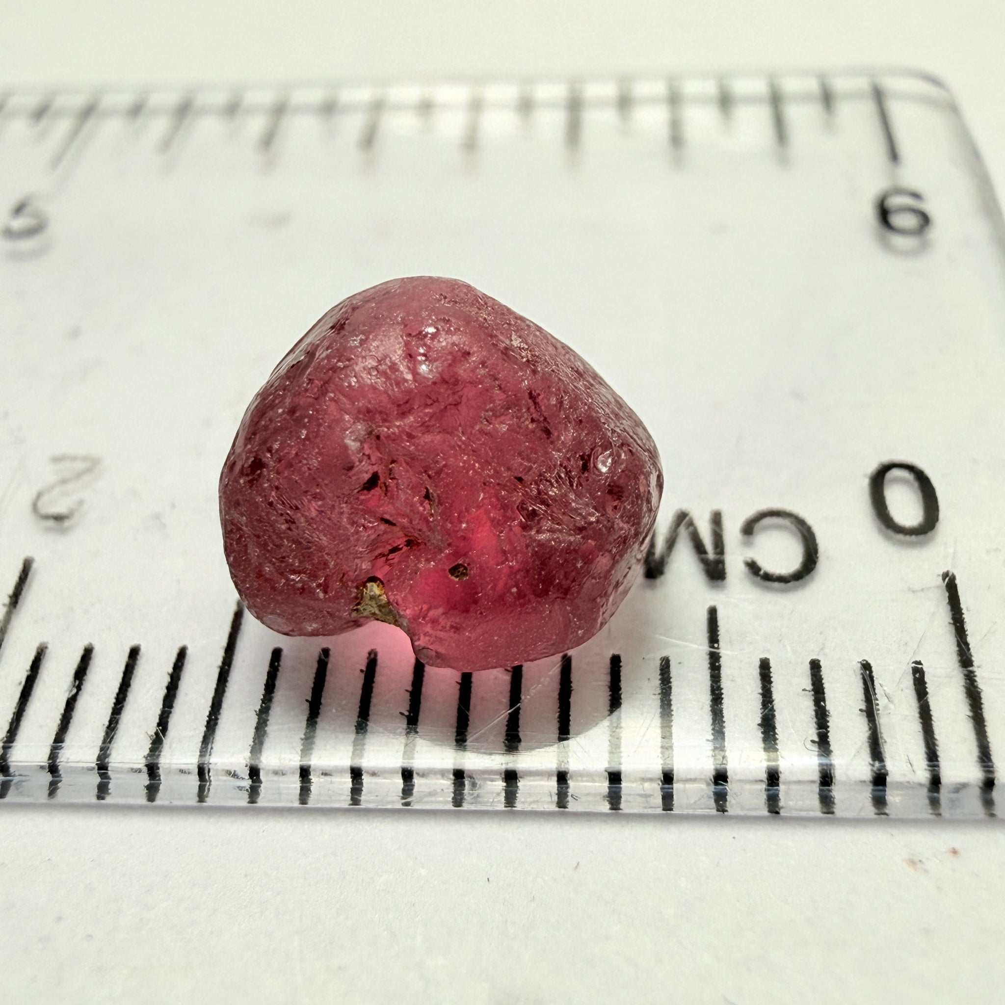Rhodolite Garnet, 3.94ct, Umba, Tanzania, Untreated Untreated. vvs