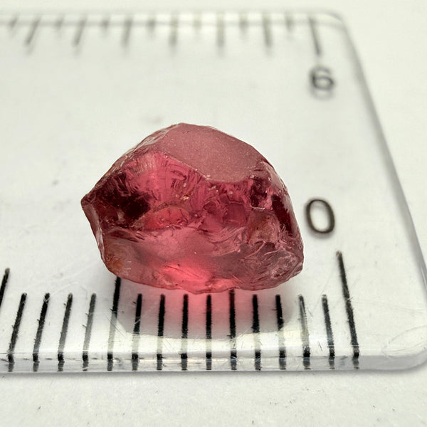 Rhodolite Garnet, 3.49ct, Umba, Tanzania, Untreated Untreated. vvs-if