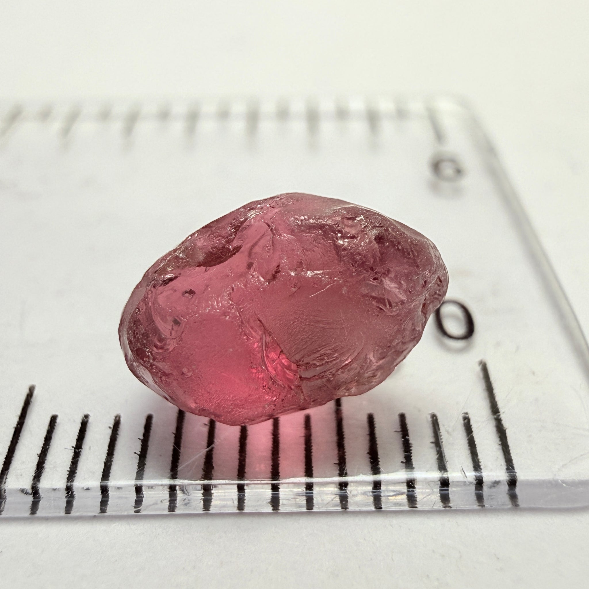 Rhodolite Garnet, 3.51ct, Umba, Tanzania, Untreated Untreated. si