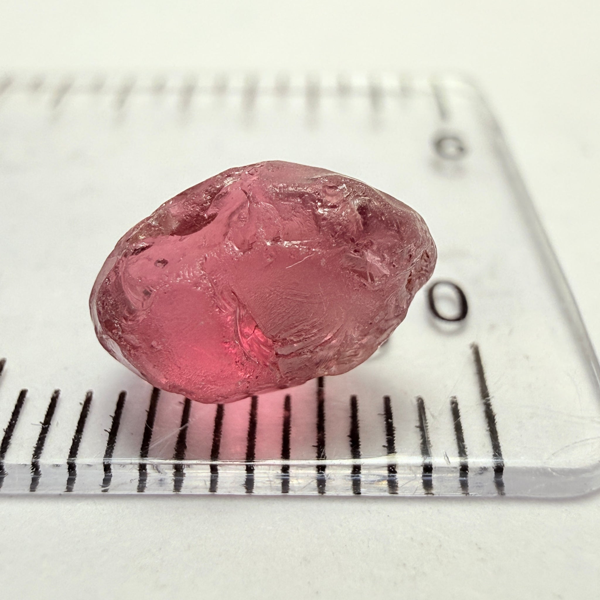 Rhodolite Garnet, 3.51ct, Umba, Tanzania, Untreated Untreated. si