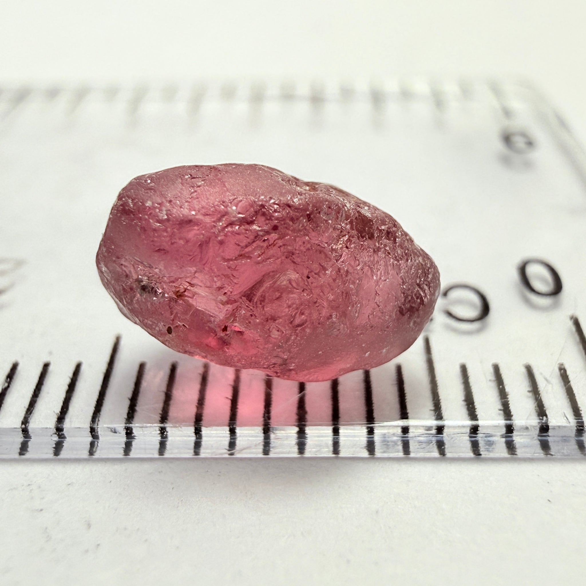 Rhodolite Garnet, 3.51ct, Umba, Tanzania, Untreated Untreated. si