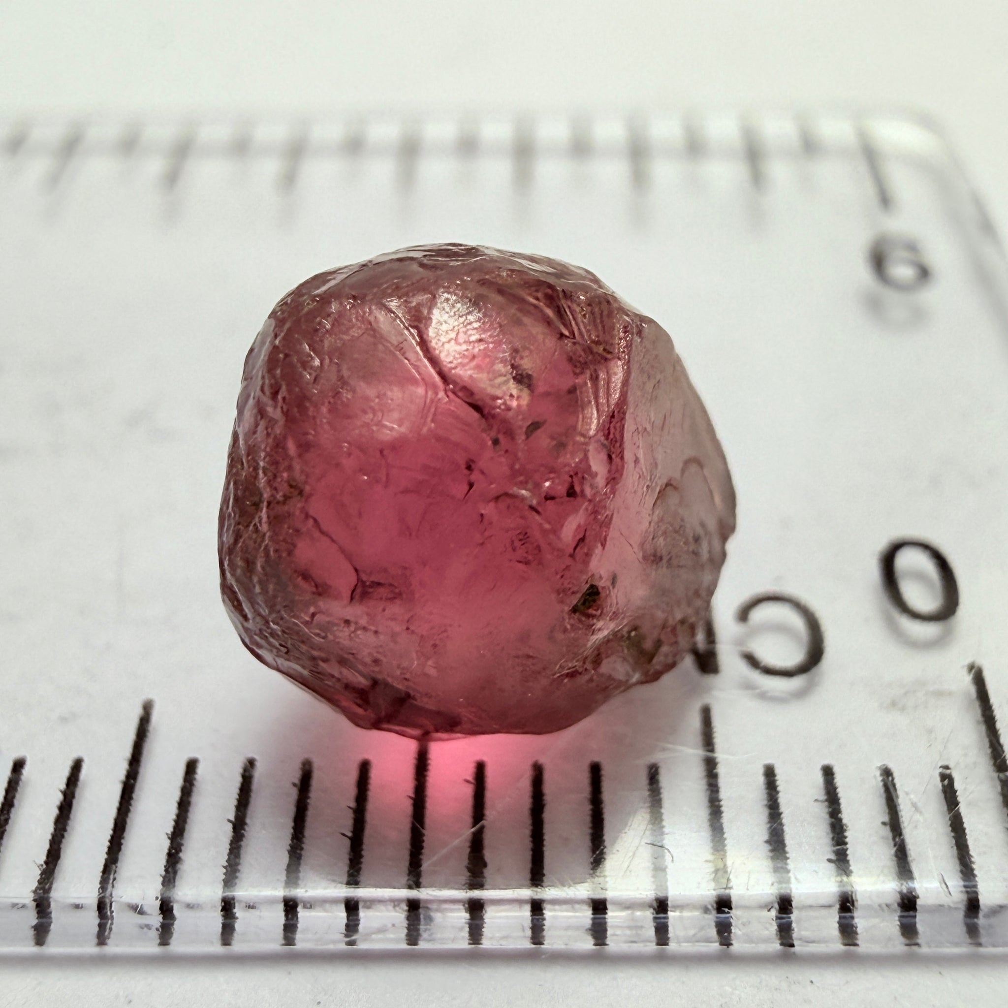 Rhodolite Garnet, 4.91ct, Umba, Tanzania, Untreated Untreated. Spot near the middle so Si