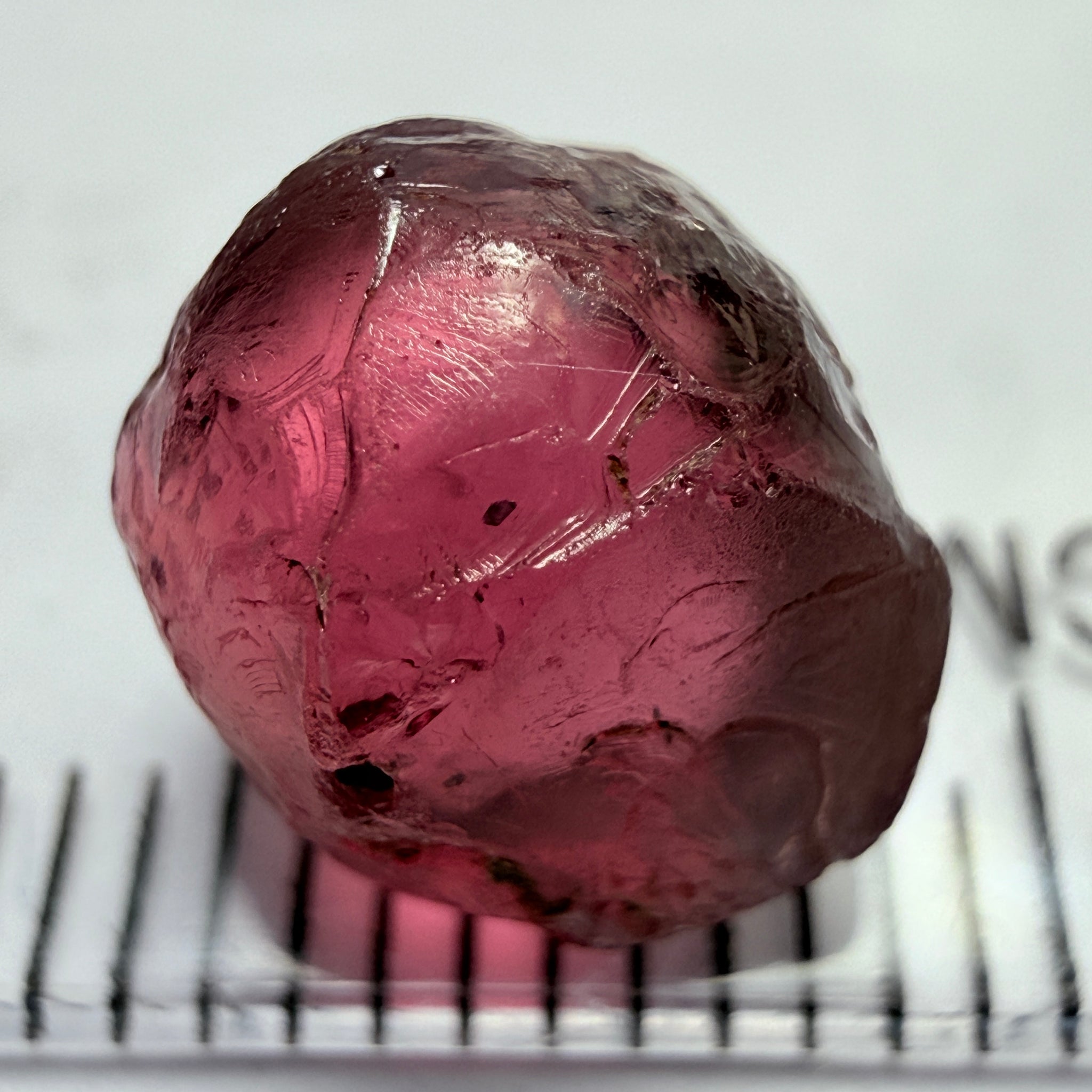 Rhodolite Garnet, 4.91ct, Umba, Tanzania, Untreated Untreated. Spot near the middle so Si