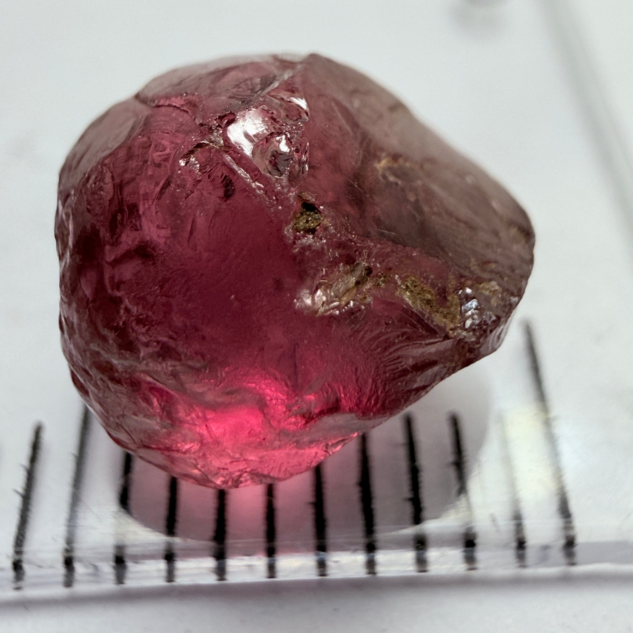 Rhodolite Garnet, 4.91ct, Umba, Tanzania, Untreated Untreated. Spot near the middle so Si