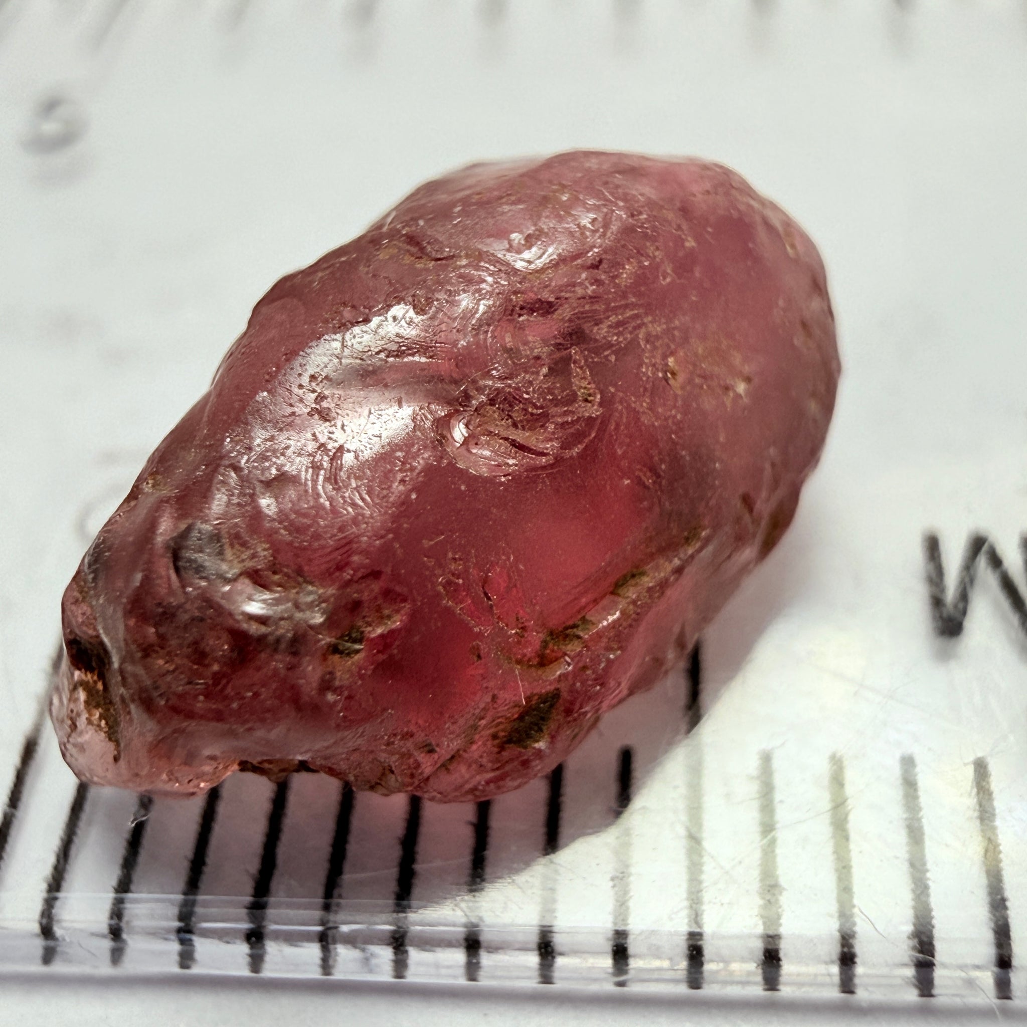 Rhodolite Garnet Colour Shifting, 5.32ct, Umba, Tanzania, Untreated Untreated. A very large spot on the outside going a few mm in