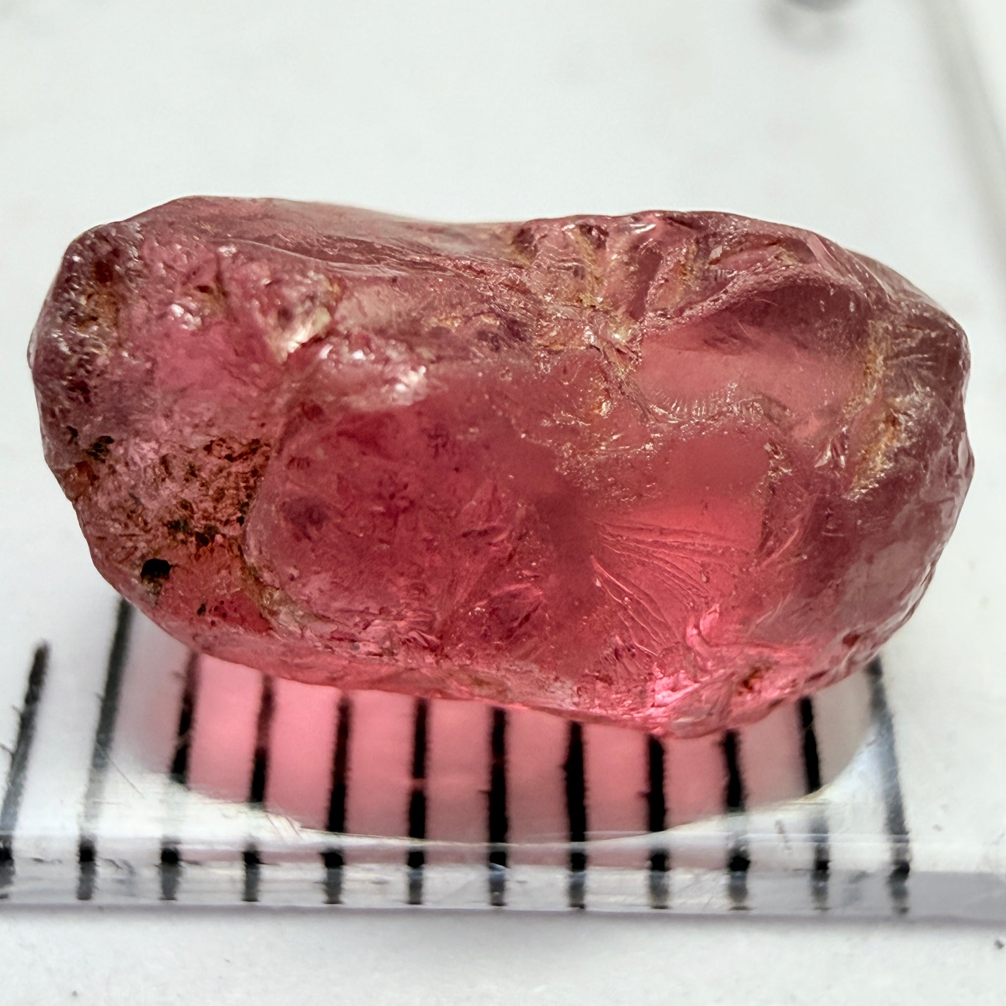 Rhodolite Garnet, 4.46ct, Umba, Tanzania, Untreated Untreated. Si