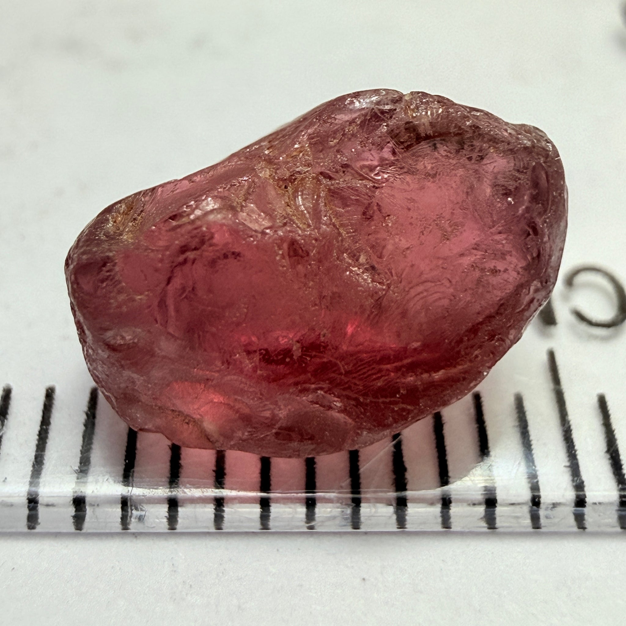 Rhodolite Garnet, 4.46ct, Umba, Tanzania, Untreated Untreated. Si