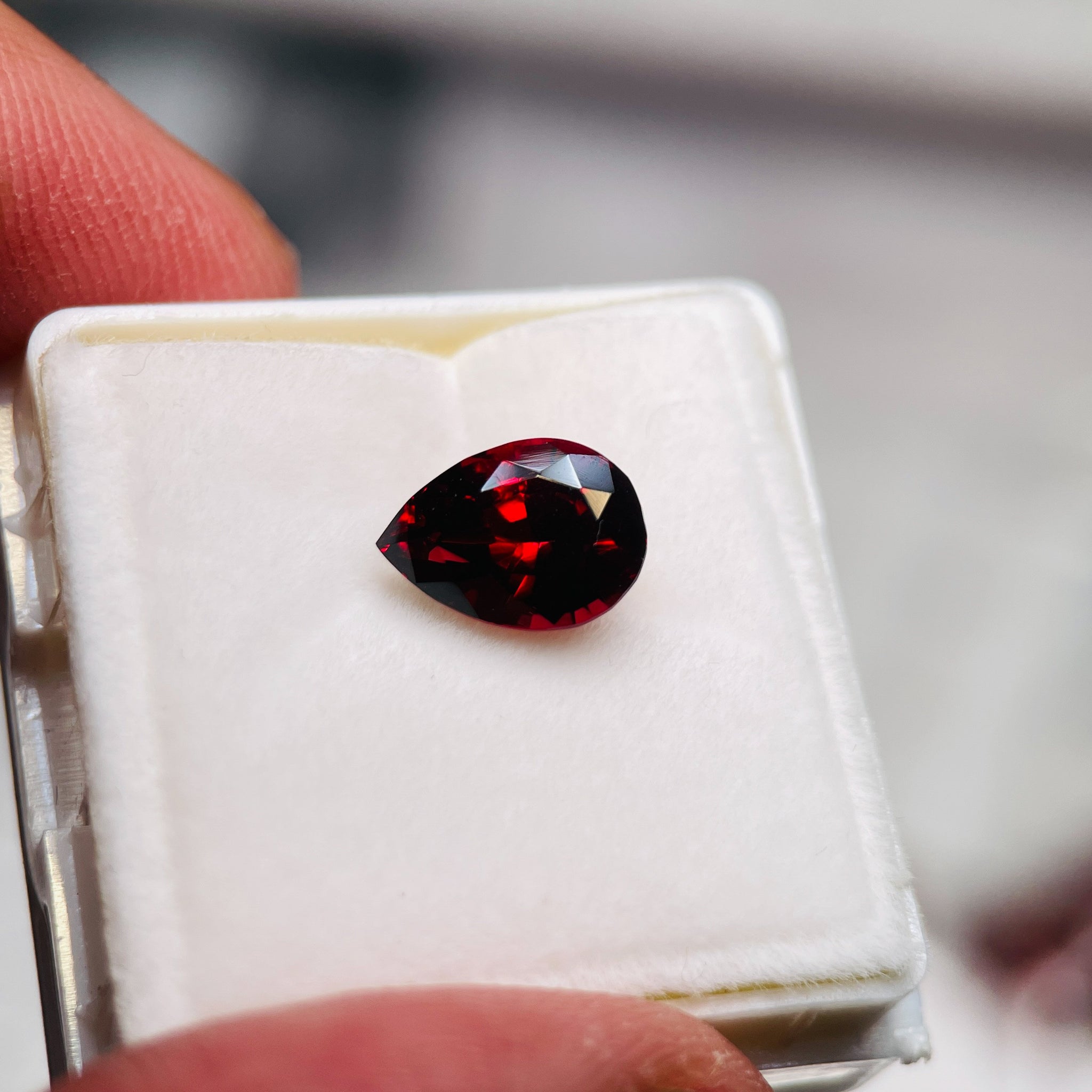 2.19Ct Umba Garnet. Tanzania. Untreated Unheated