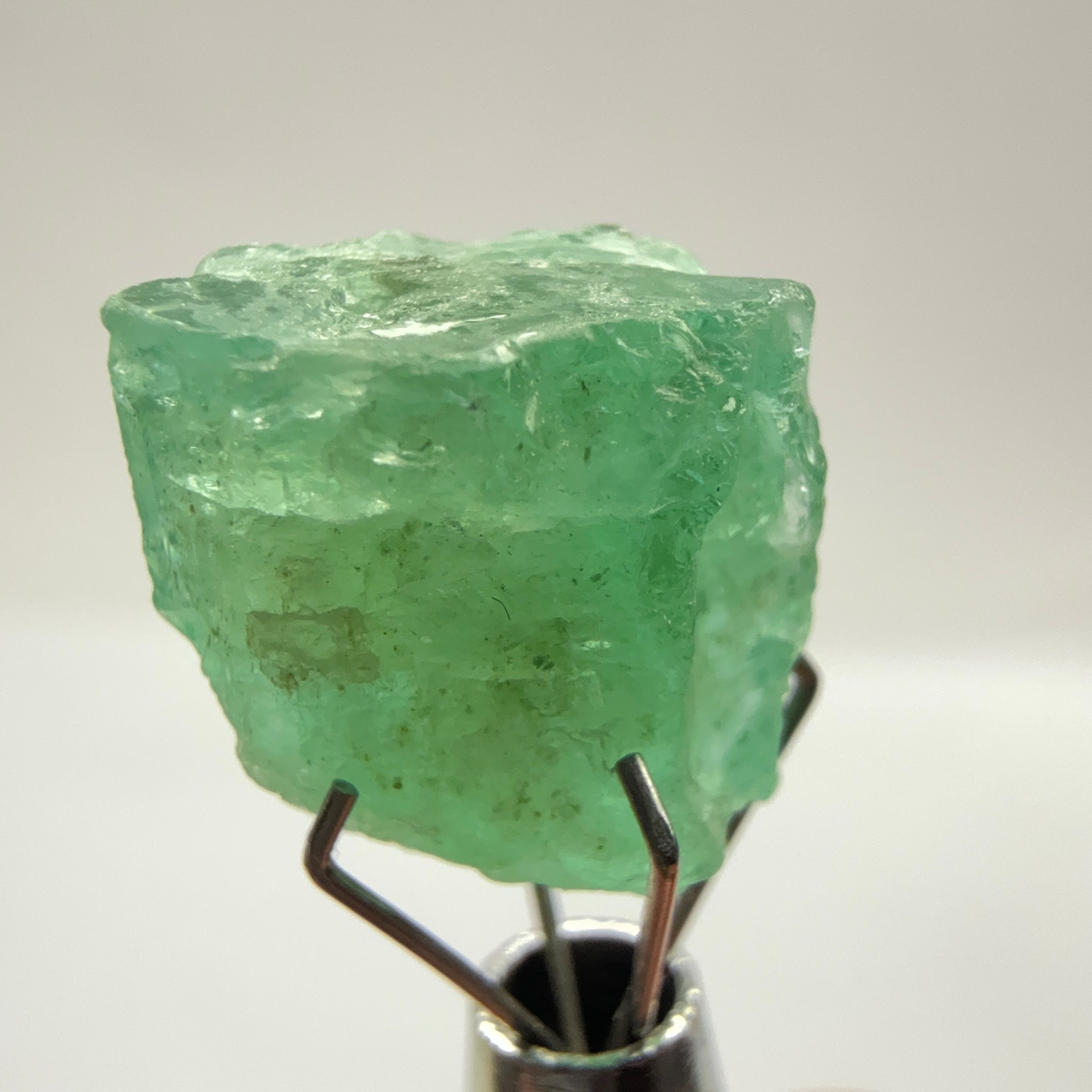 Emerald Crystal, 7.75ct, Tanzania, Untreated Unheated, specimen grade