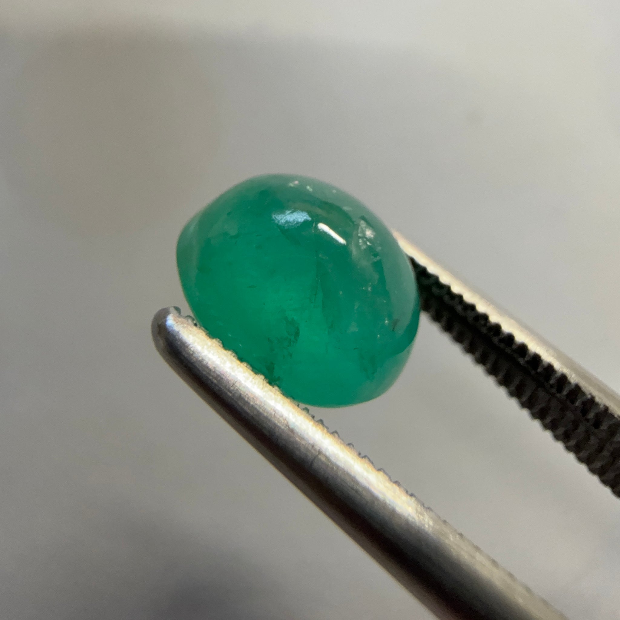 Emerald, 2.18ct, Tanzania. Untreated Unheated No Oil.