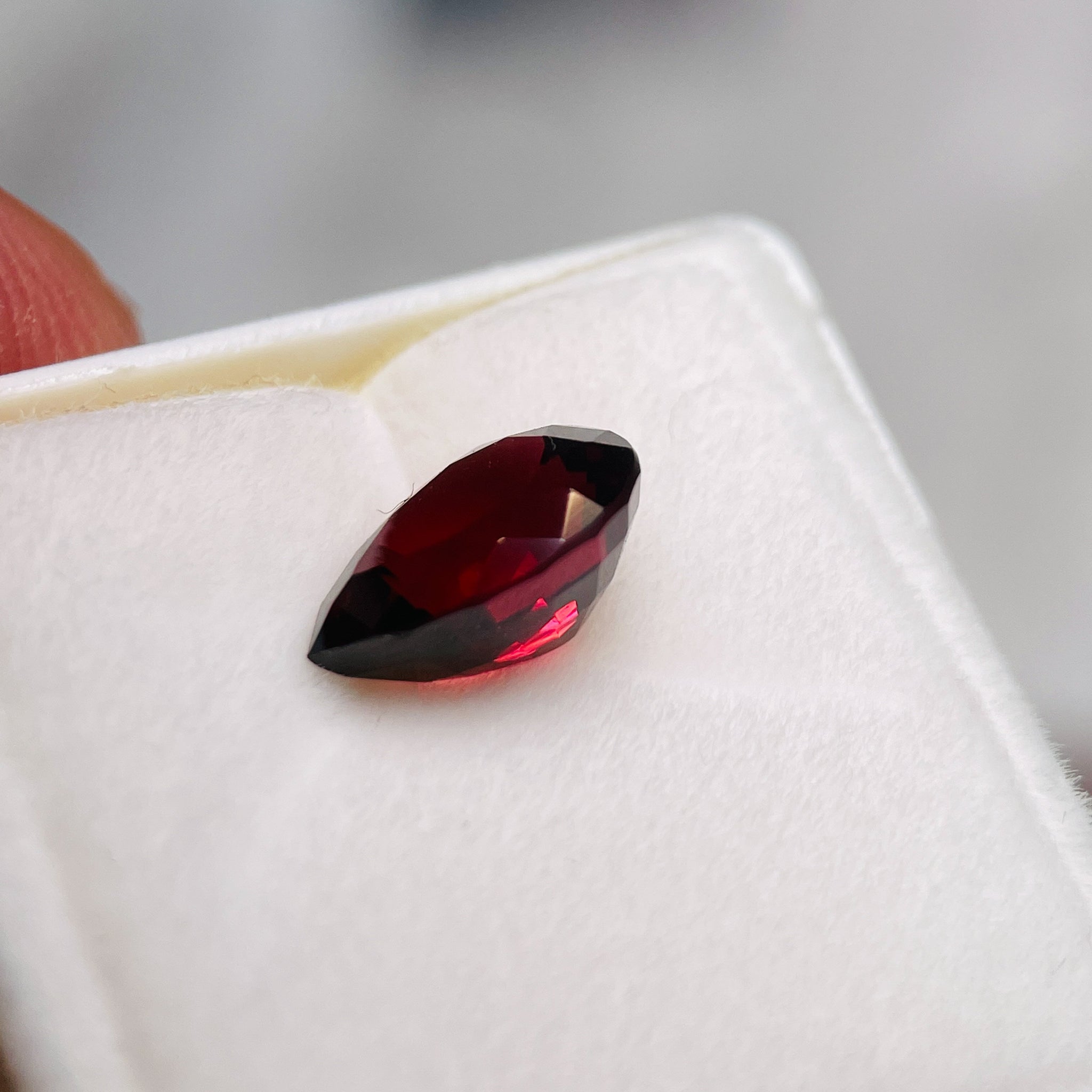2.19Ct Umba Garnet. Tanzania. Untreated Unheated