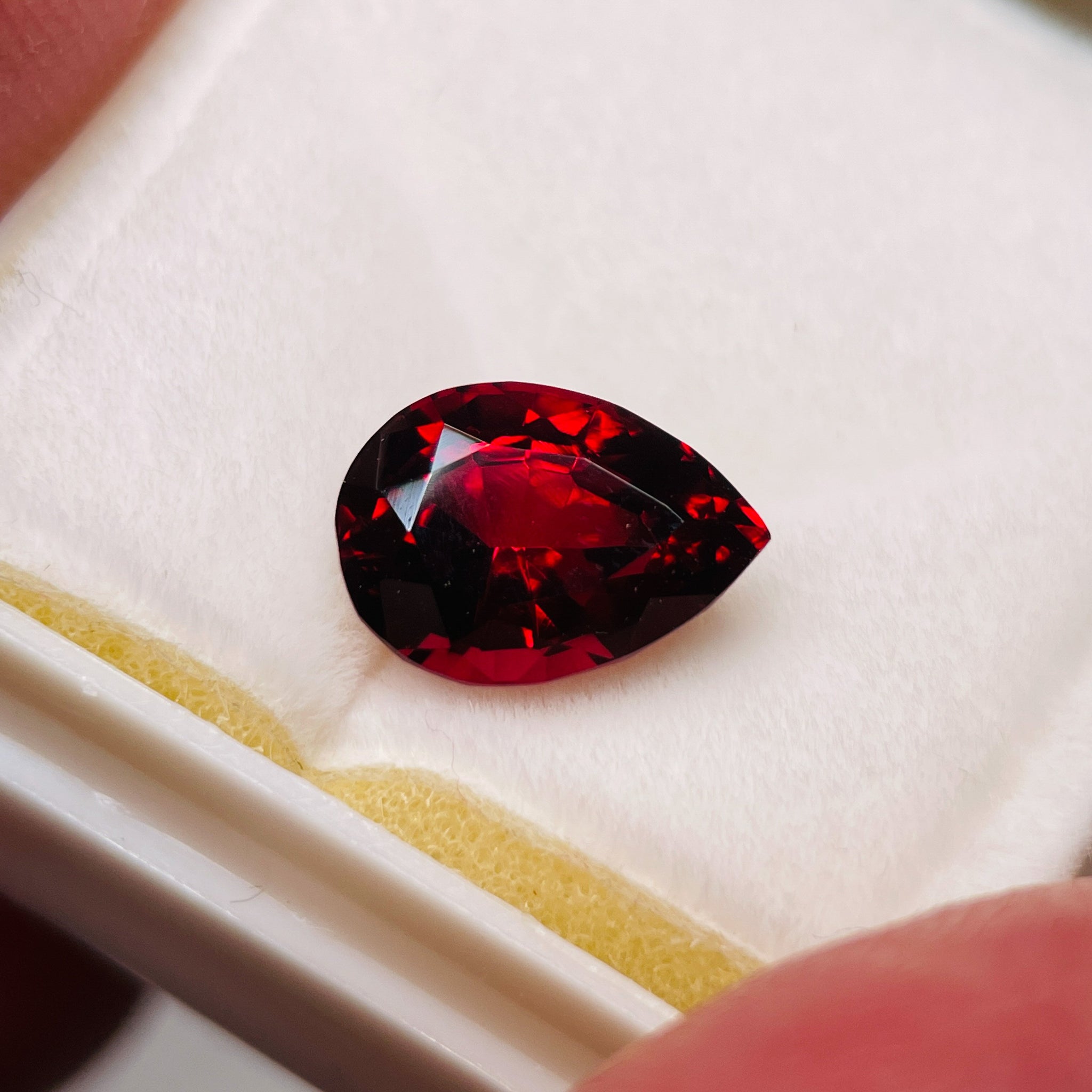 2.19Ct Umba Garnet. Tanzania. Untreated Unheated