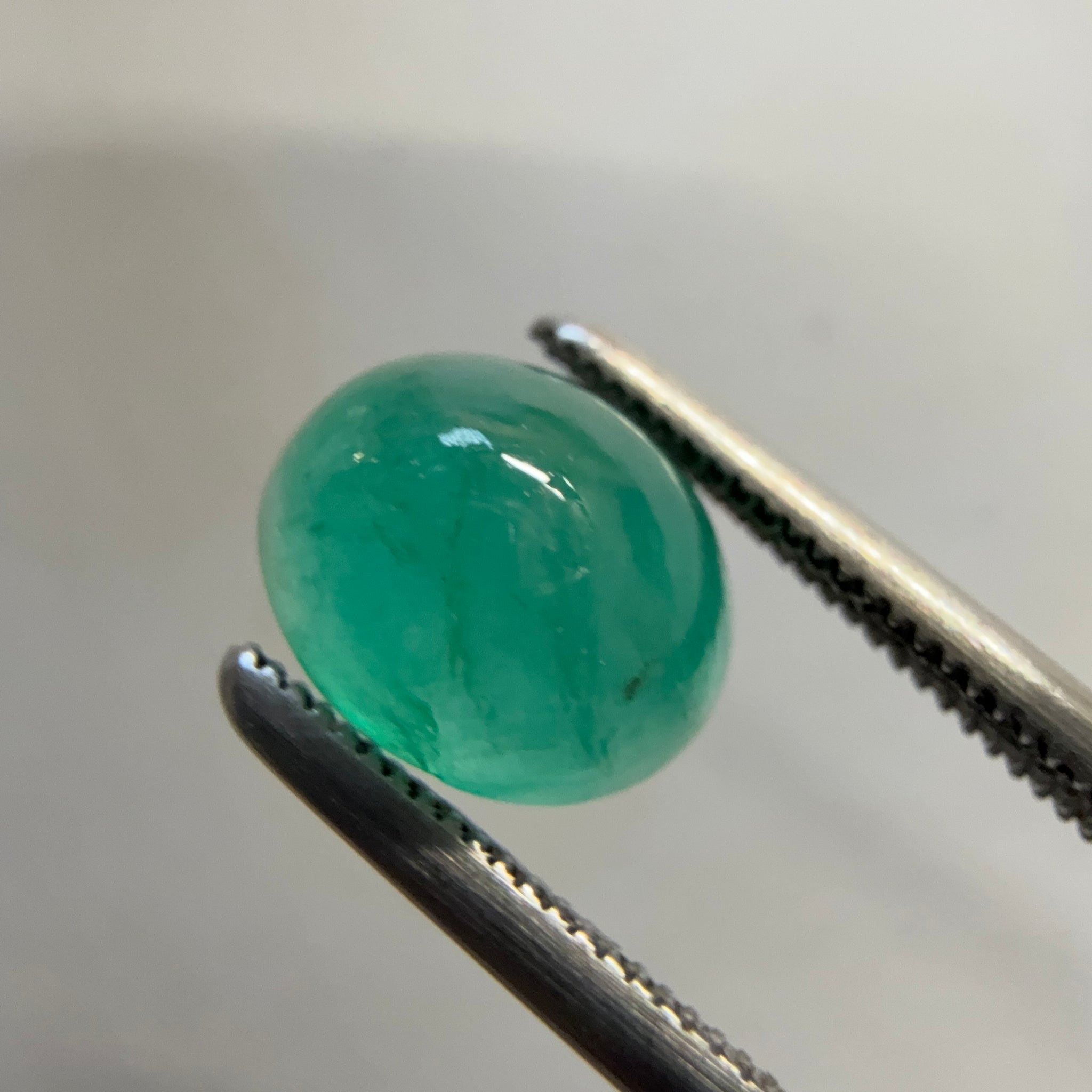 Emerald, 2.18ct, Tanzania. Untreated Unheated No Oil.