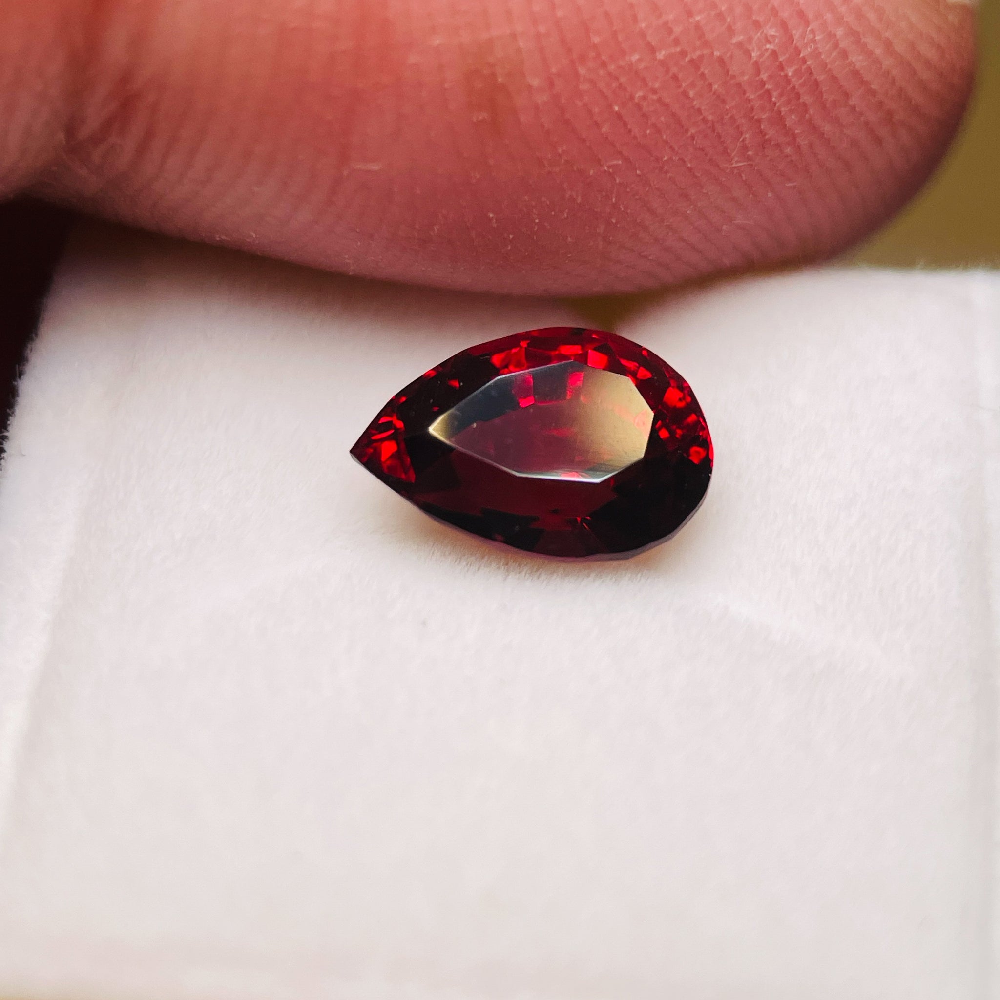 2.19Ct Umba Garnet. Tanzania. Untreated Unheated