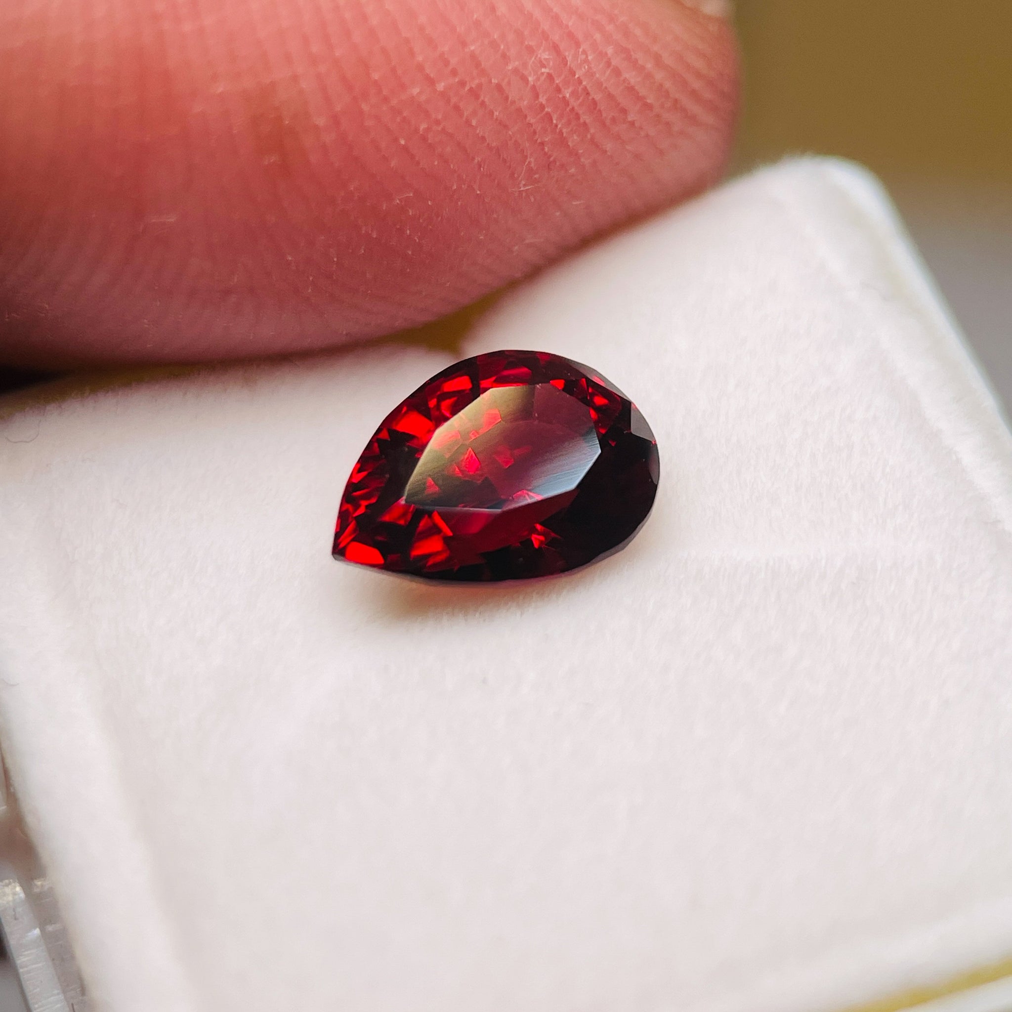 2.19Ct Umba Garnet. Tanzania. Untreated Unheated