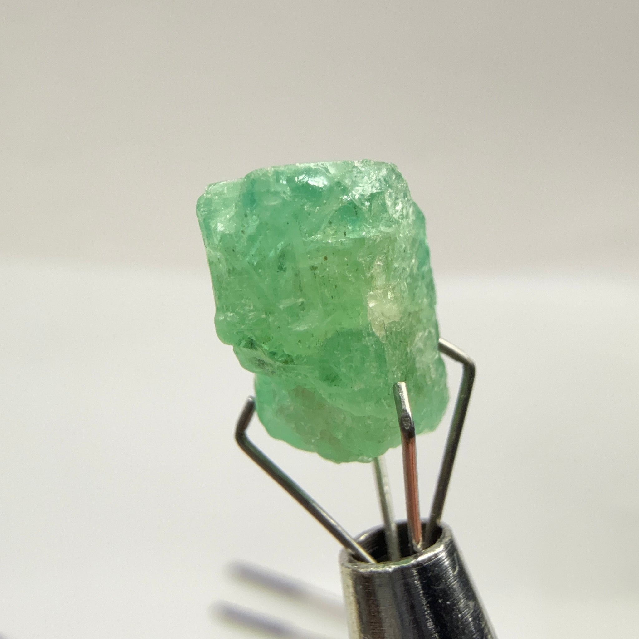 Emerald Crystal, 7.75ct, Tanzania, Untreated Unheated, specimen grade