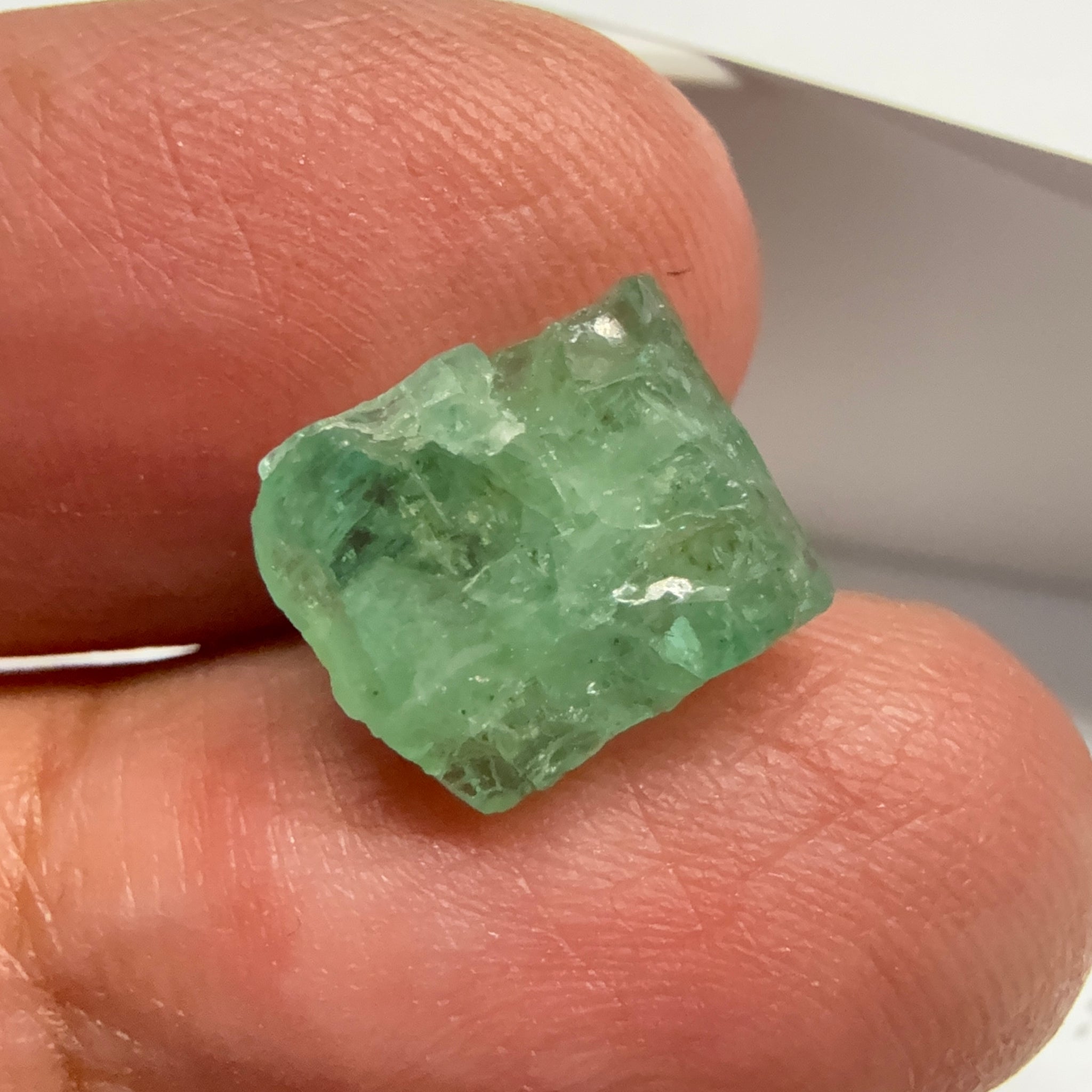 Emerald Crystal, 4.60ct, Tanzania, Untreated Unheated, specimen grade