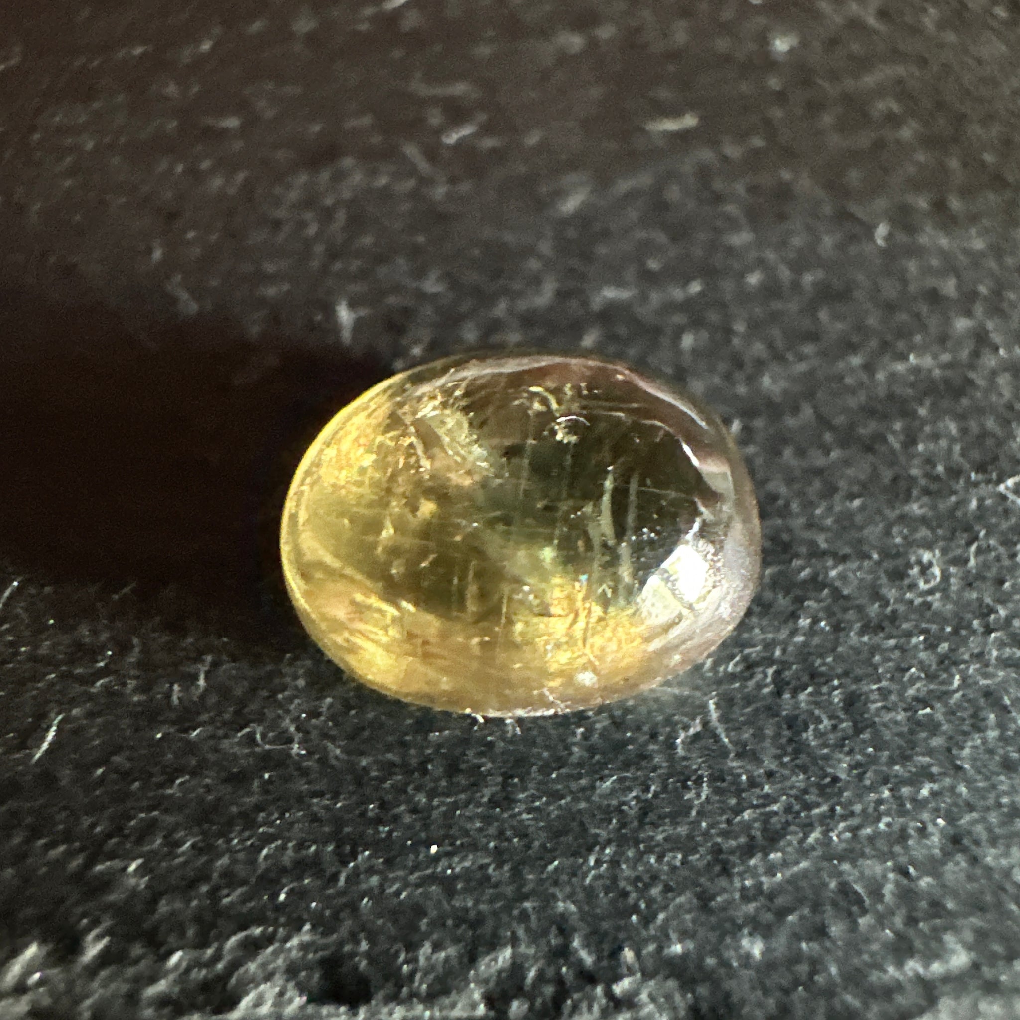 Sapphire Cabochon, 2.65ct, Umba Valley, Tanzania. Untreated Unheated