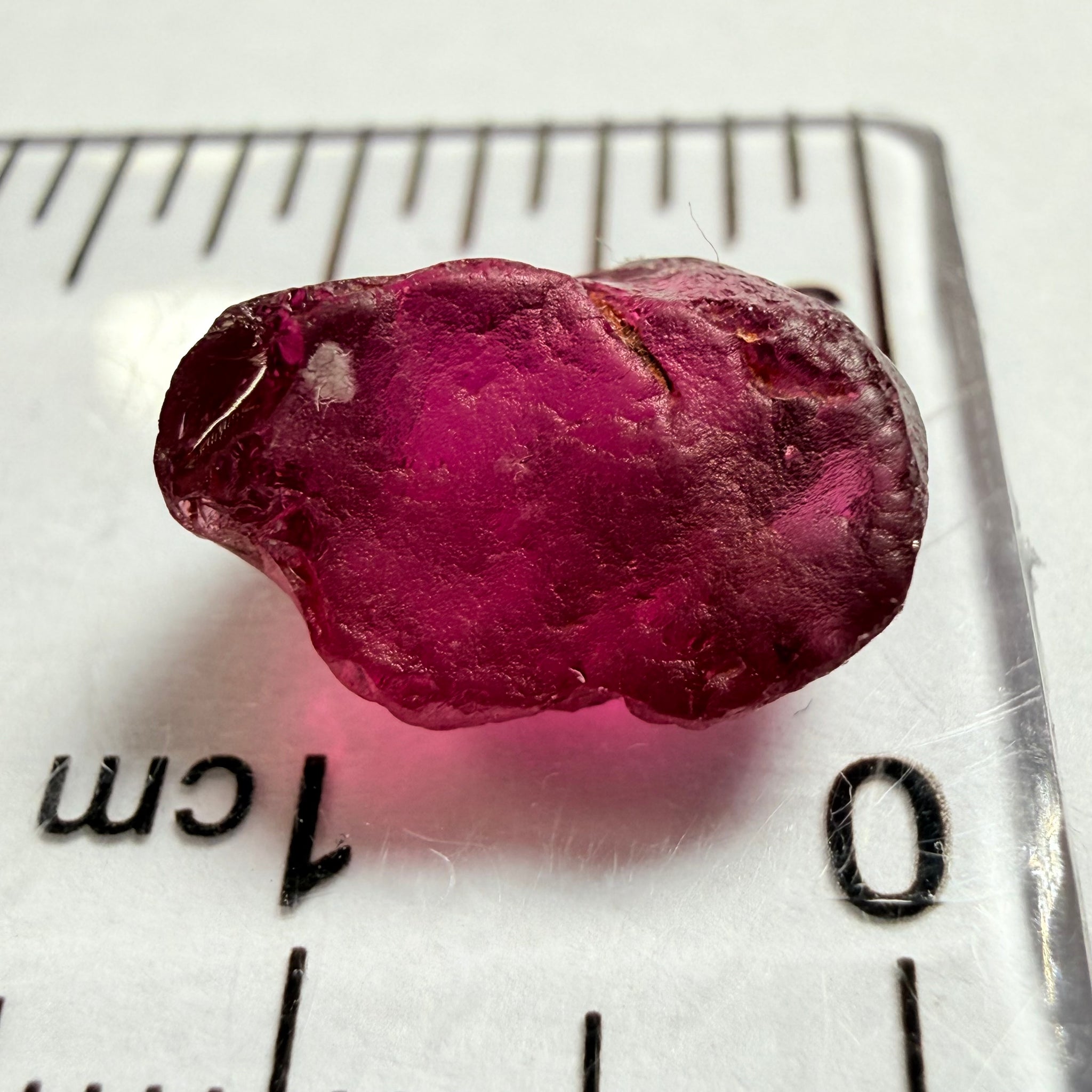 Tanga Garnet, 6.88ct, Mlimbi, Mwakijembe, near the kenyan border, Tanzania, vvs, note flattish shape