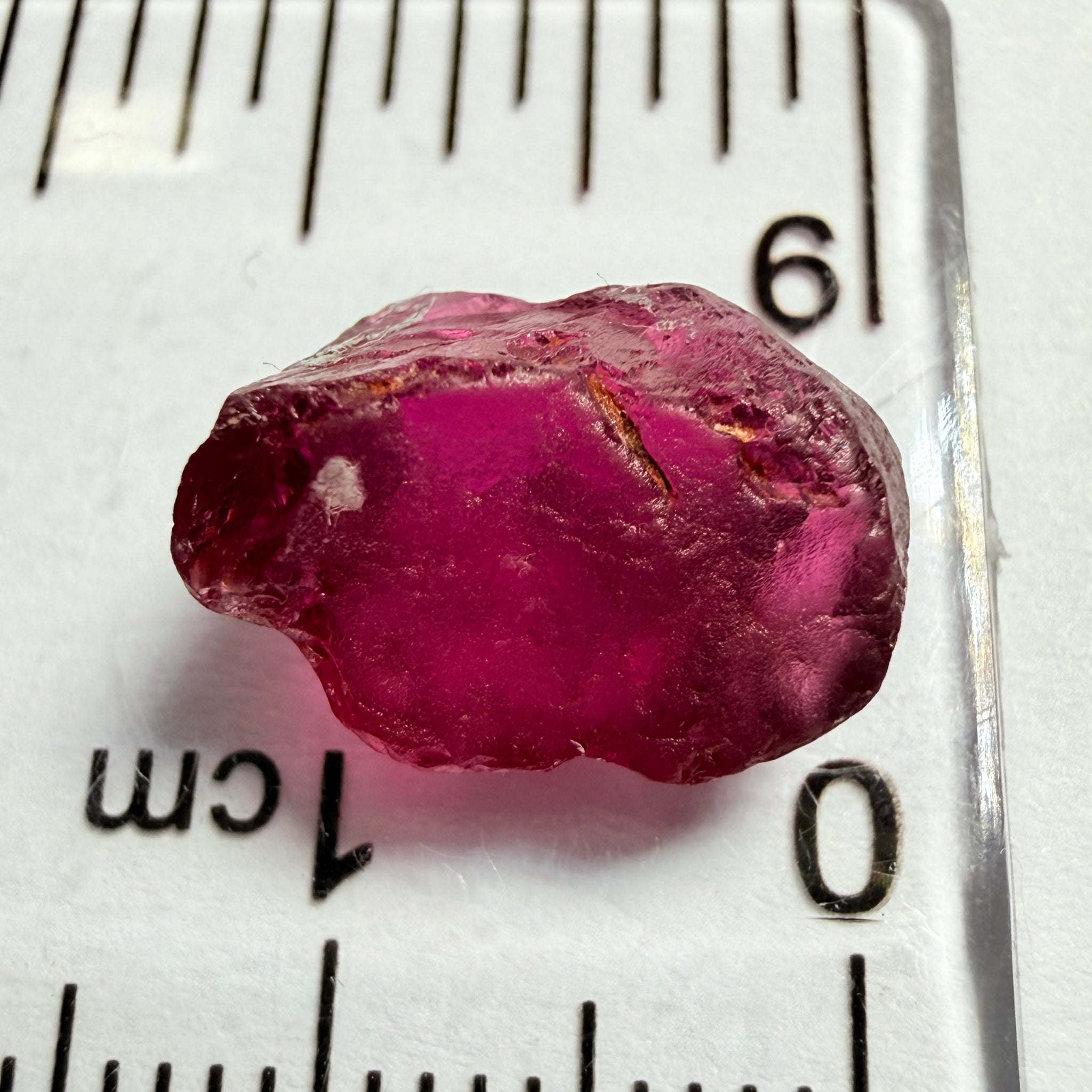 Tanga Garnet, 6.88ct, Mlimbi, Mwakijembe, near the kenyan border, Tanzania, vvs, note flattish shape