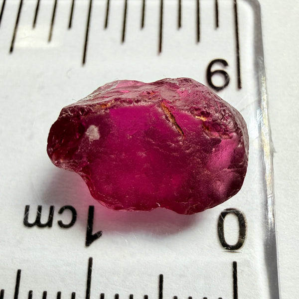 Tanga Garnet, 6.88ct, Mlimbi, Mwakijembe, near the kenyan border, Tanzania, vvs, note flattish shape