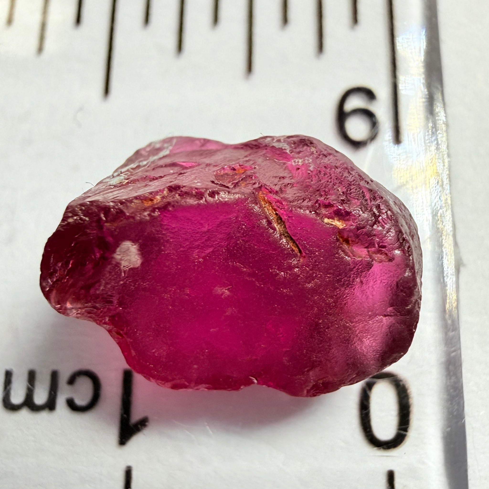 Tanga Garnet, 6.88ct, Mlimbi, Mwakijembe, near the kenyan border, Tanzania, vvs, note flattish shape