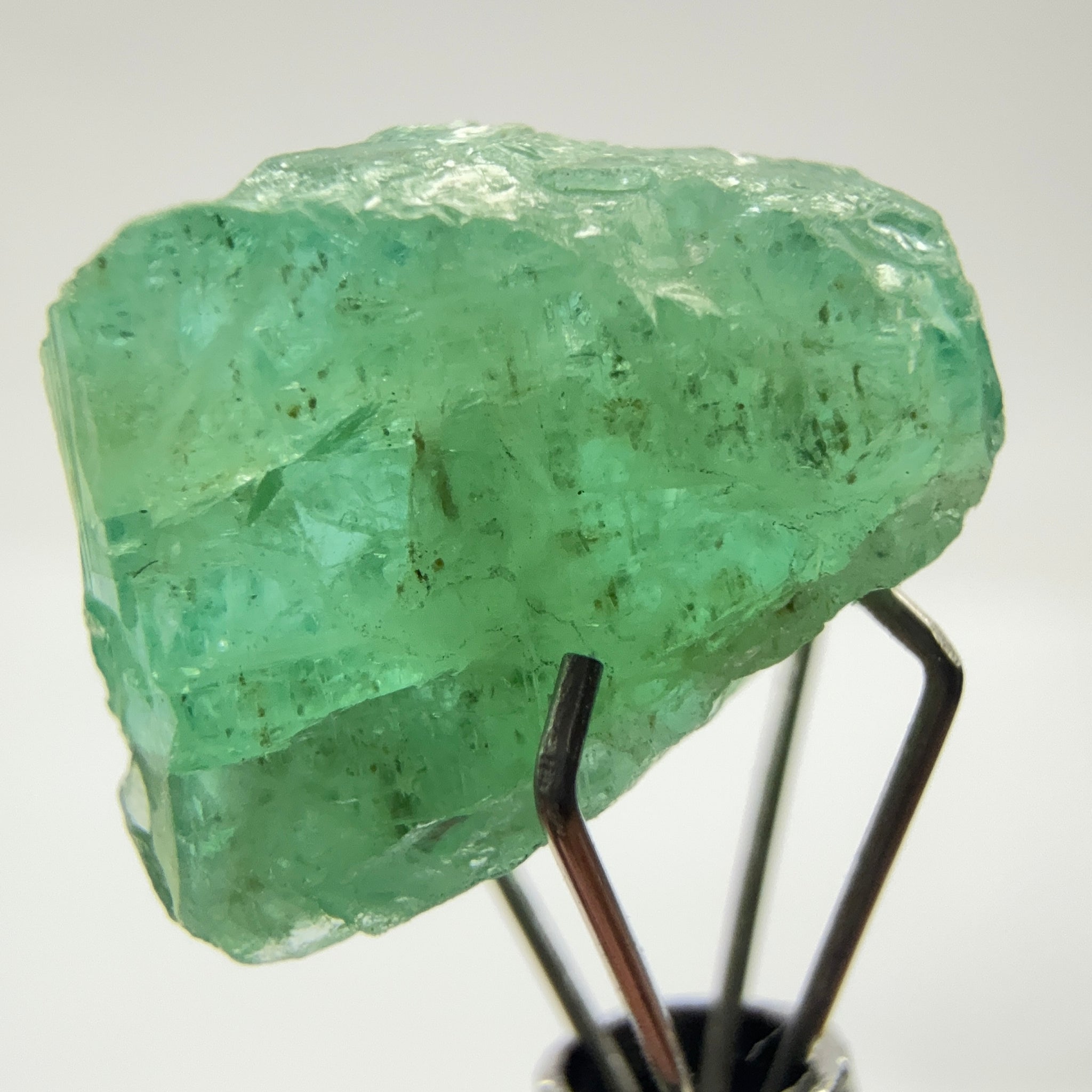 Emerald Crystal, 6.88ct, Tanzania, Untreated Unheated, specimen grade