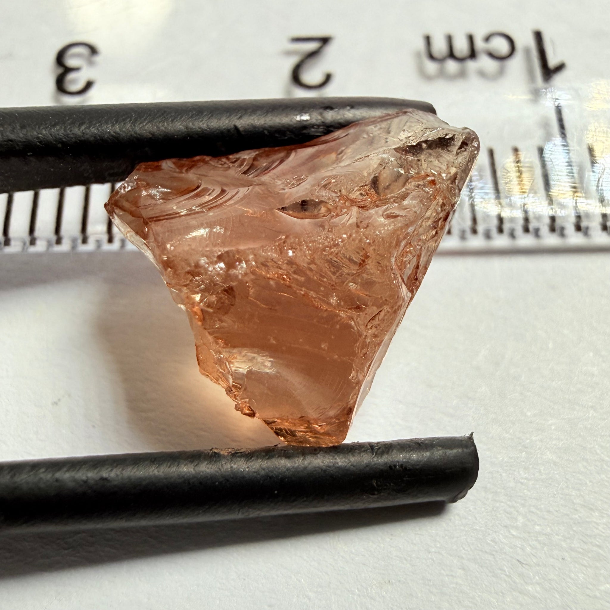 Malaya Garnet, 5.55ct, Umba Valley, Tanzania, Untreated Unheated, vvs, flattish, note shape