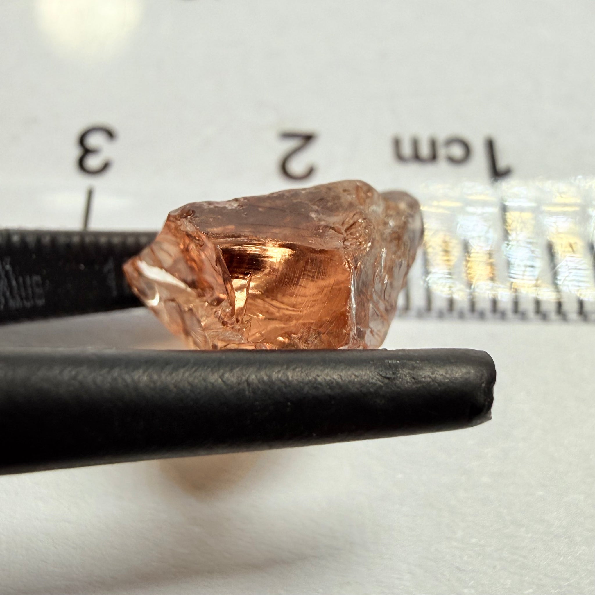 Malaya Garnet, 5.55ct, Umba Valley, Tanzania, Untreated Unheated, vvs, flattish, note shape
