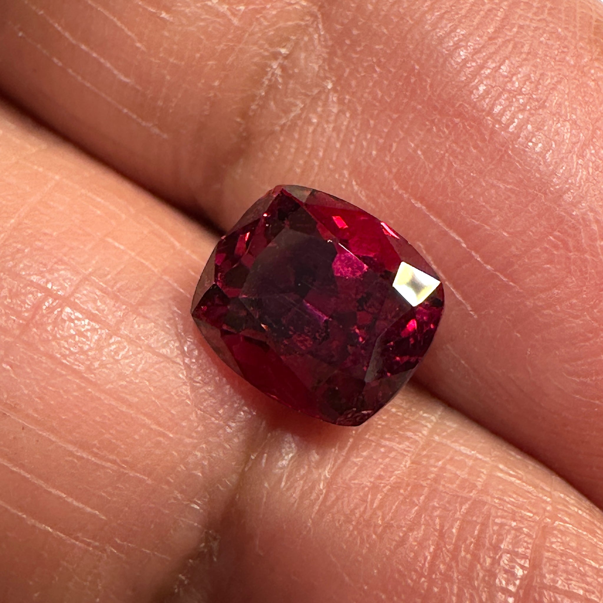 Rose Garnet, 2.86ct, Tanzania. Untreated Unheated