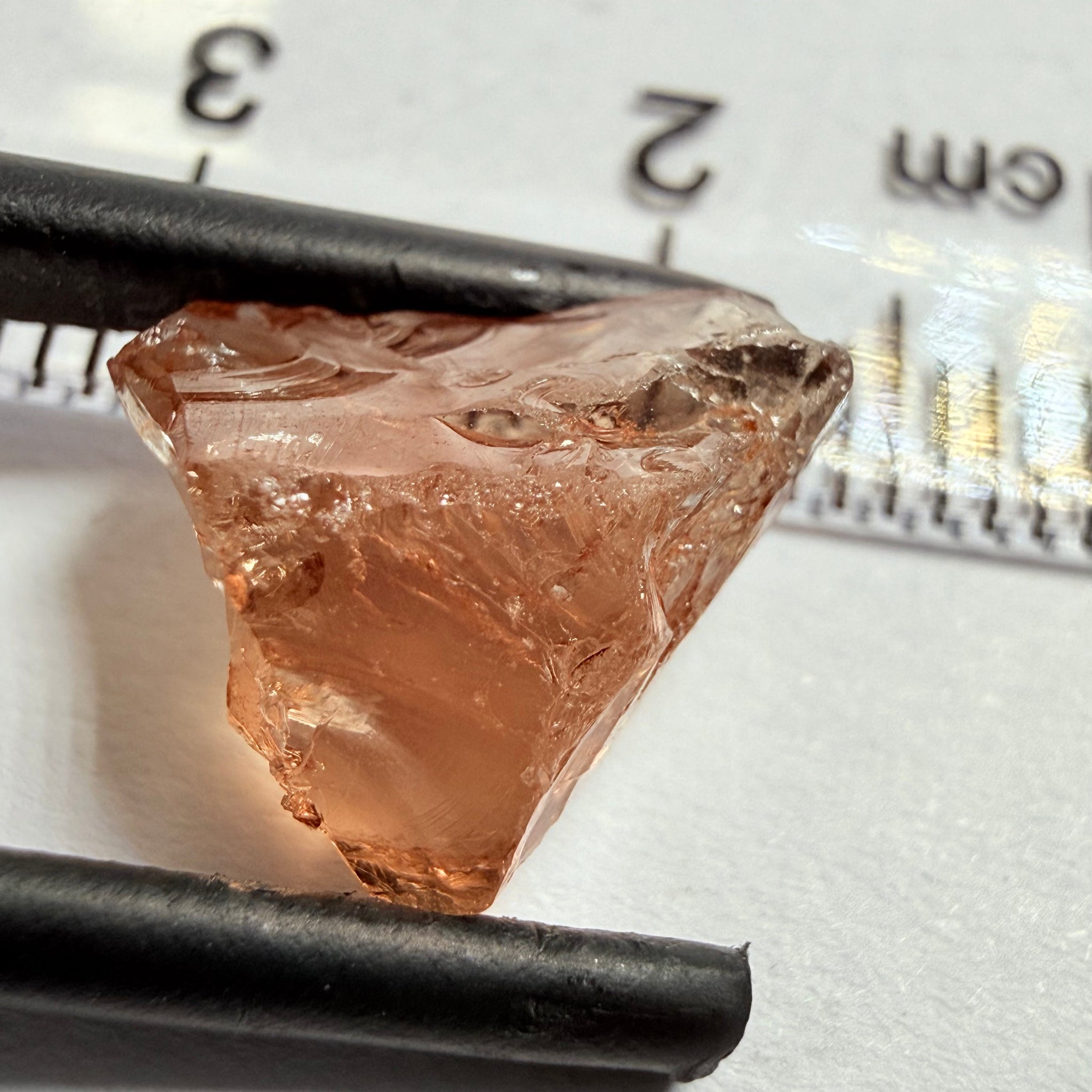Malaya Garnet, 5.55ct, Umba Valley, Tanzania, Untreated Unheated, vvs, flattish, note shape