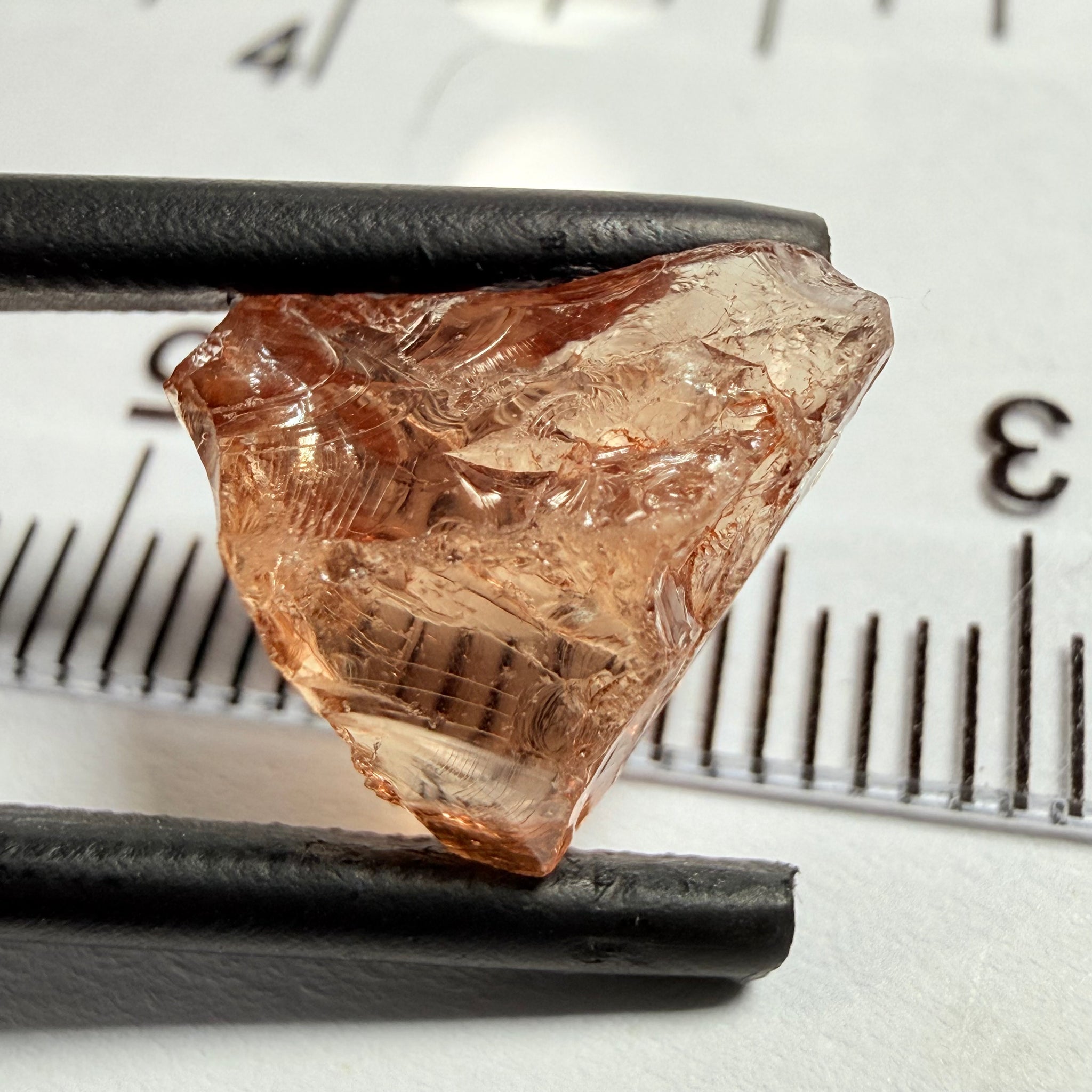 Malaya Garnet, 5.55ct, Umba Valley, Tanzania, Untreated Unheated, vvs, flattish, note shape