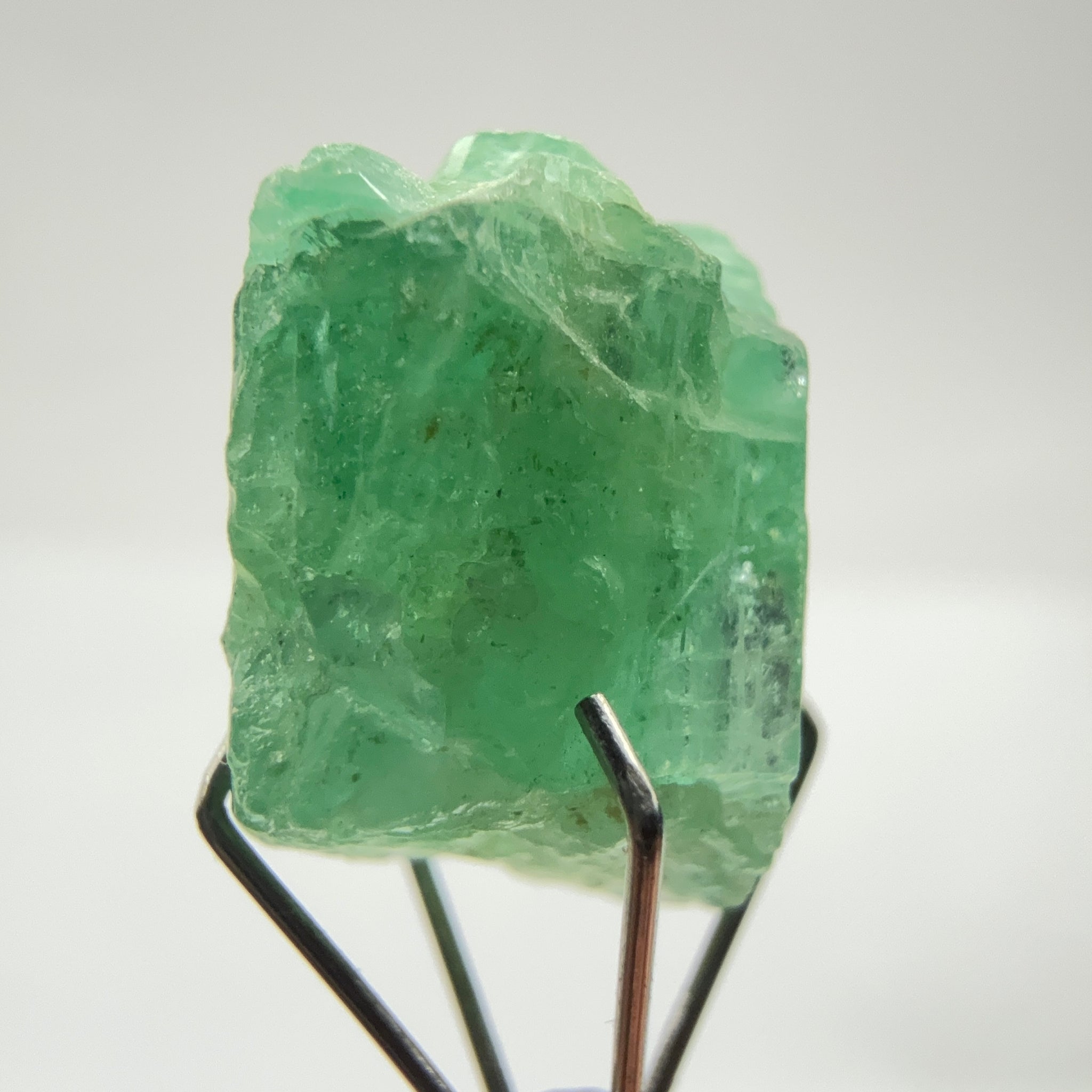 Emerald Crystal, 8.66ct, Tanzania, Untreated Unheated, specimen grade