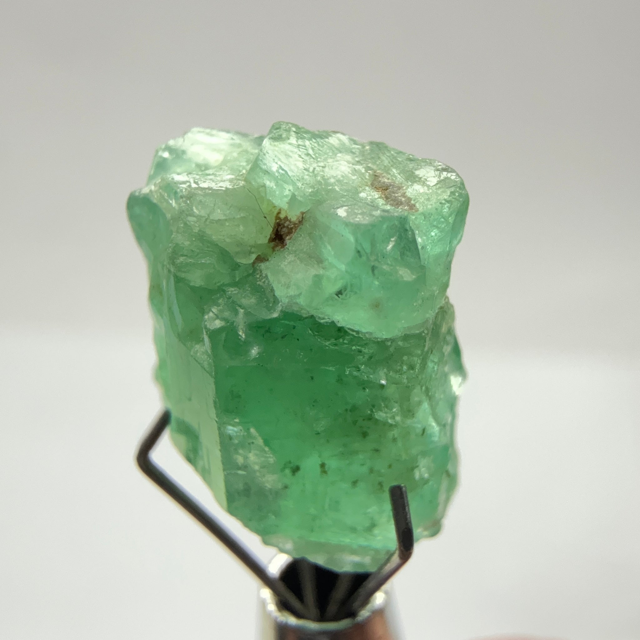 Emerald Crystal, 8.66ct, Tanzania, Untreated Unheated, specimen grade