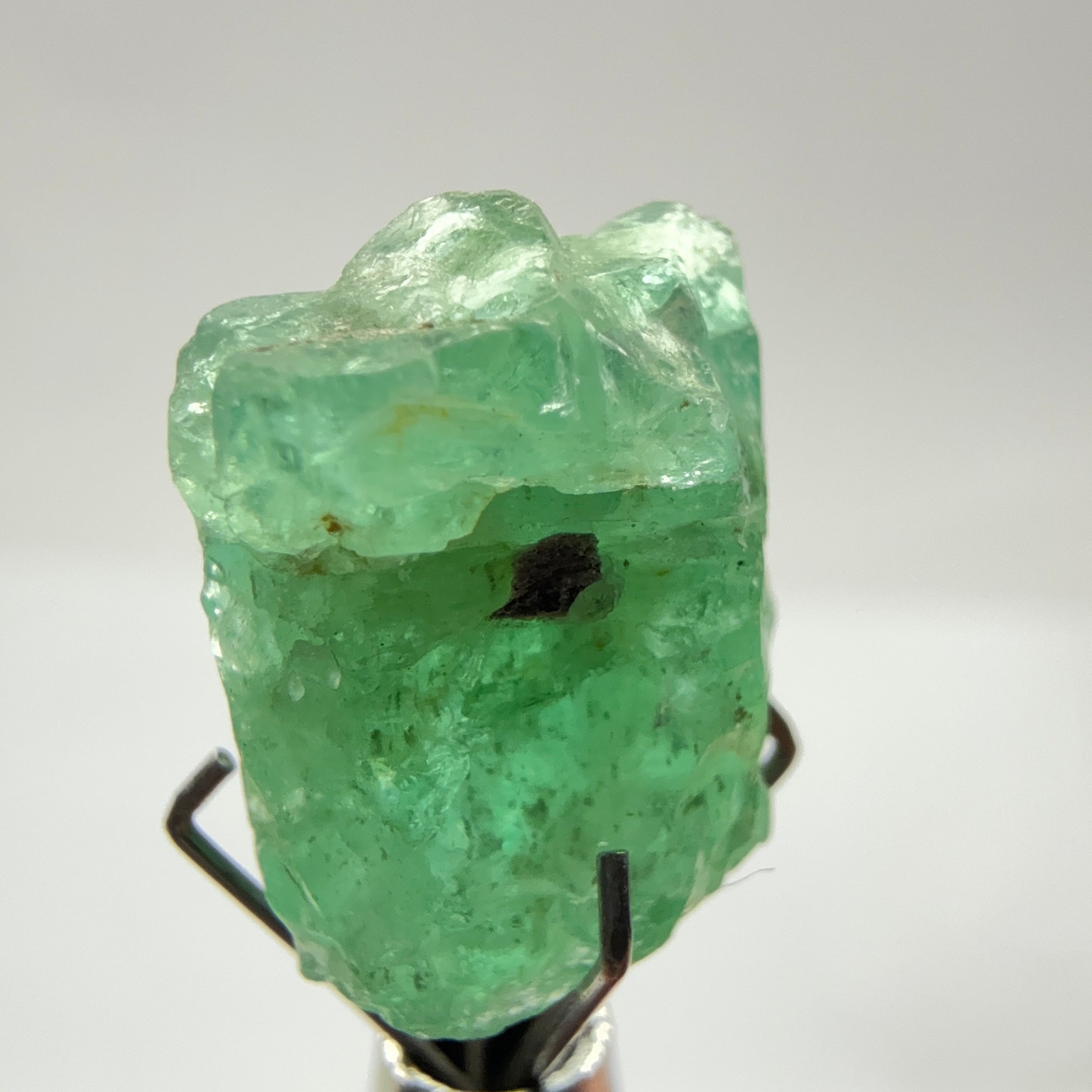 Emerald Crystal, 8.66ct, Tanzania, Untreated Unheated, specimen grade