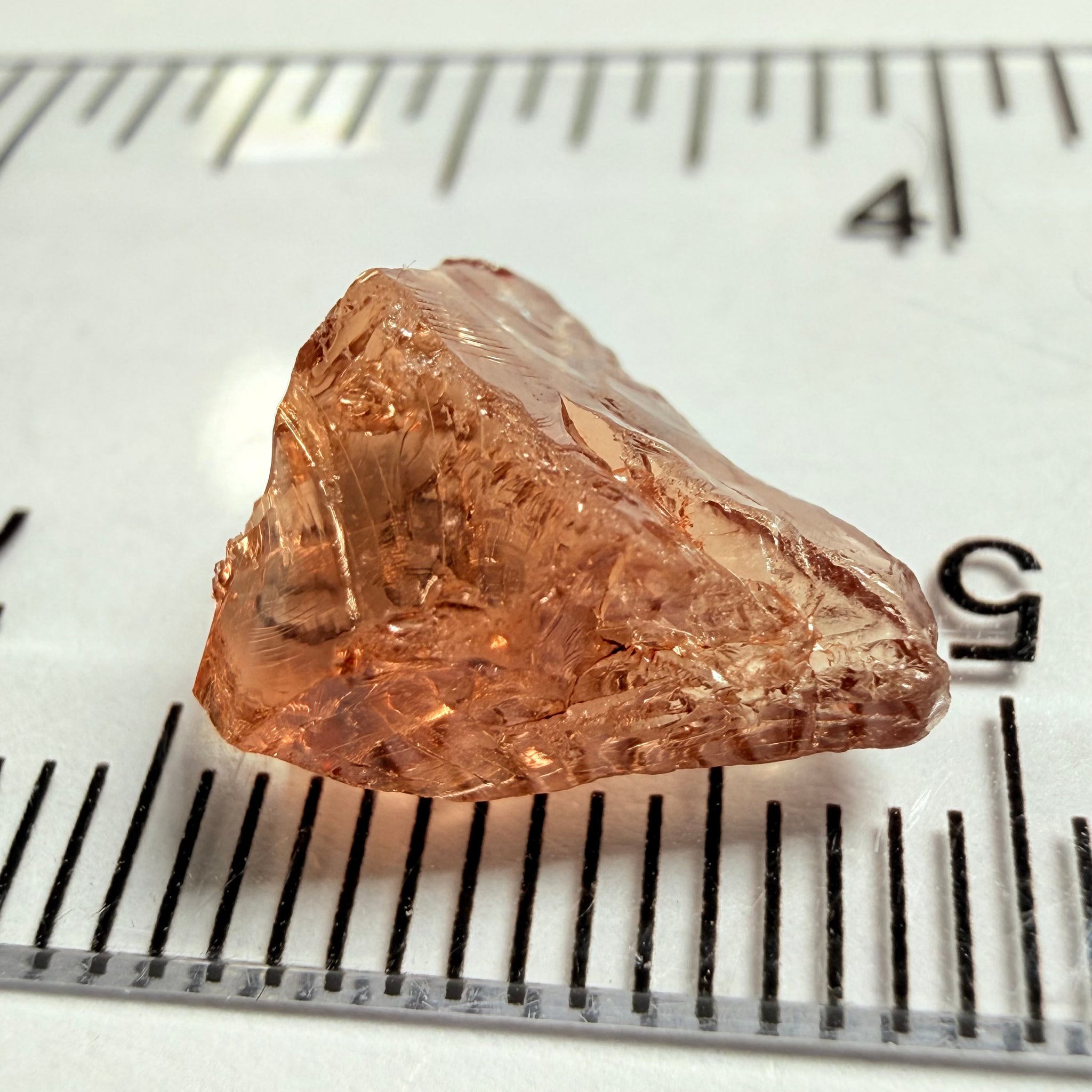 Malaya Garnet, 5.55ct, Umba Valley, Tanzania, Untreated Unheated, vvs, flattish, note shape