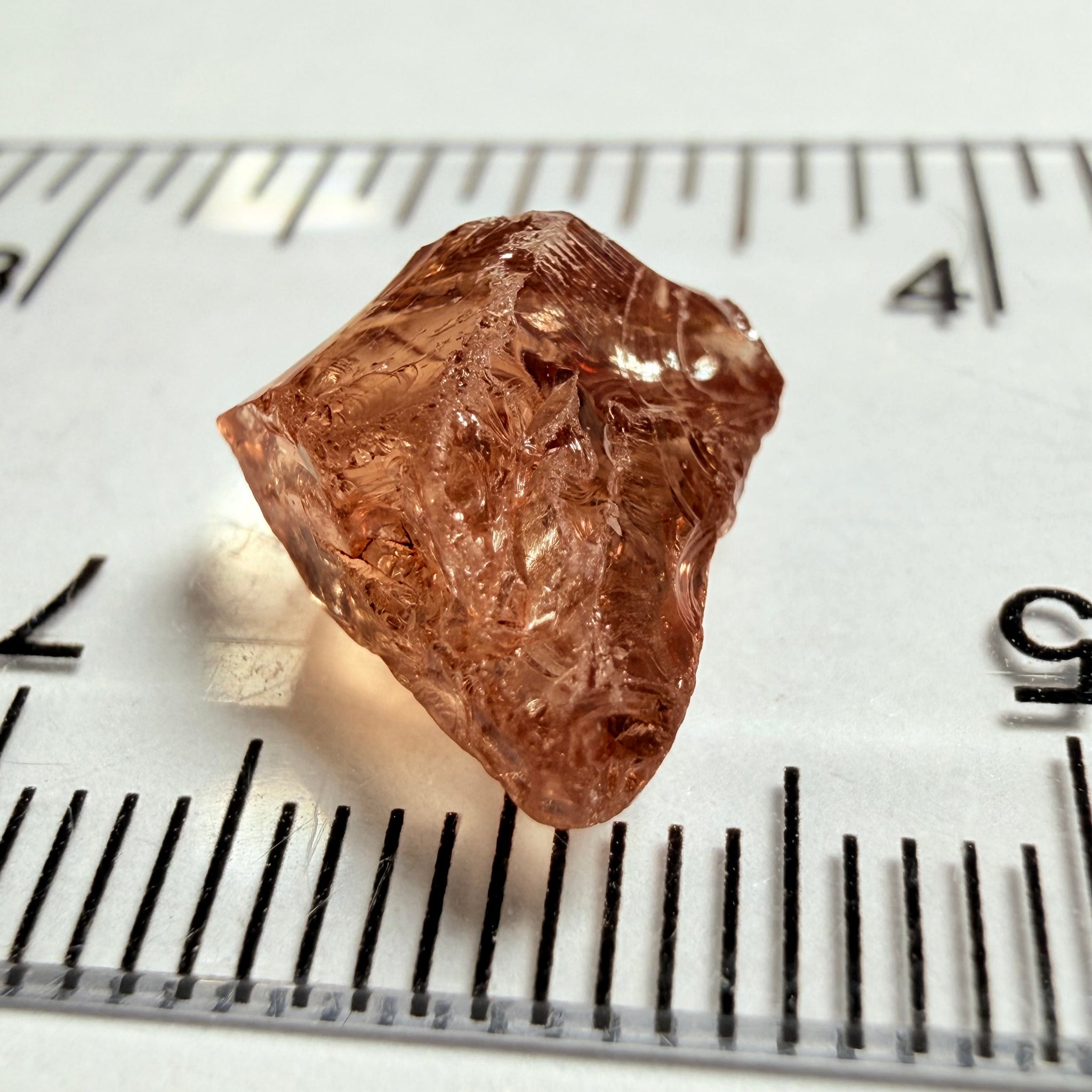 Malaya Garnet, 5.55ct, Umba Valley, Tanzania, Untreated Unheated, vvs, flattish, note shape