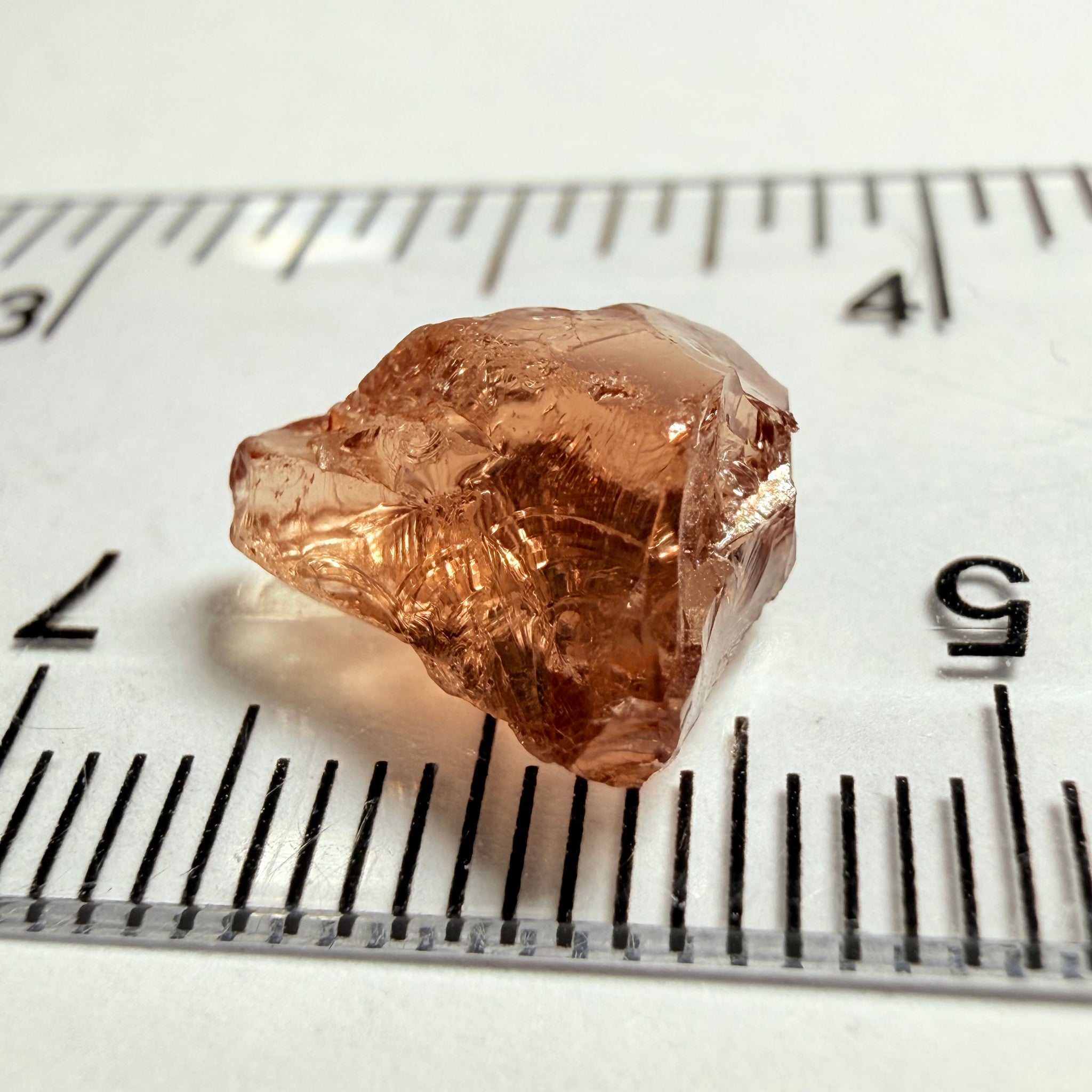 Malaya Garnet, 5.55ct, Umba Valley, Tanzania, Untreated Unheated, vvs, flattish, note shape