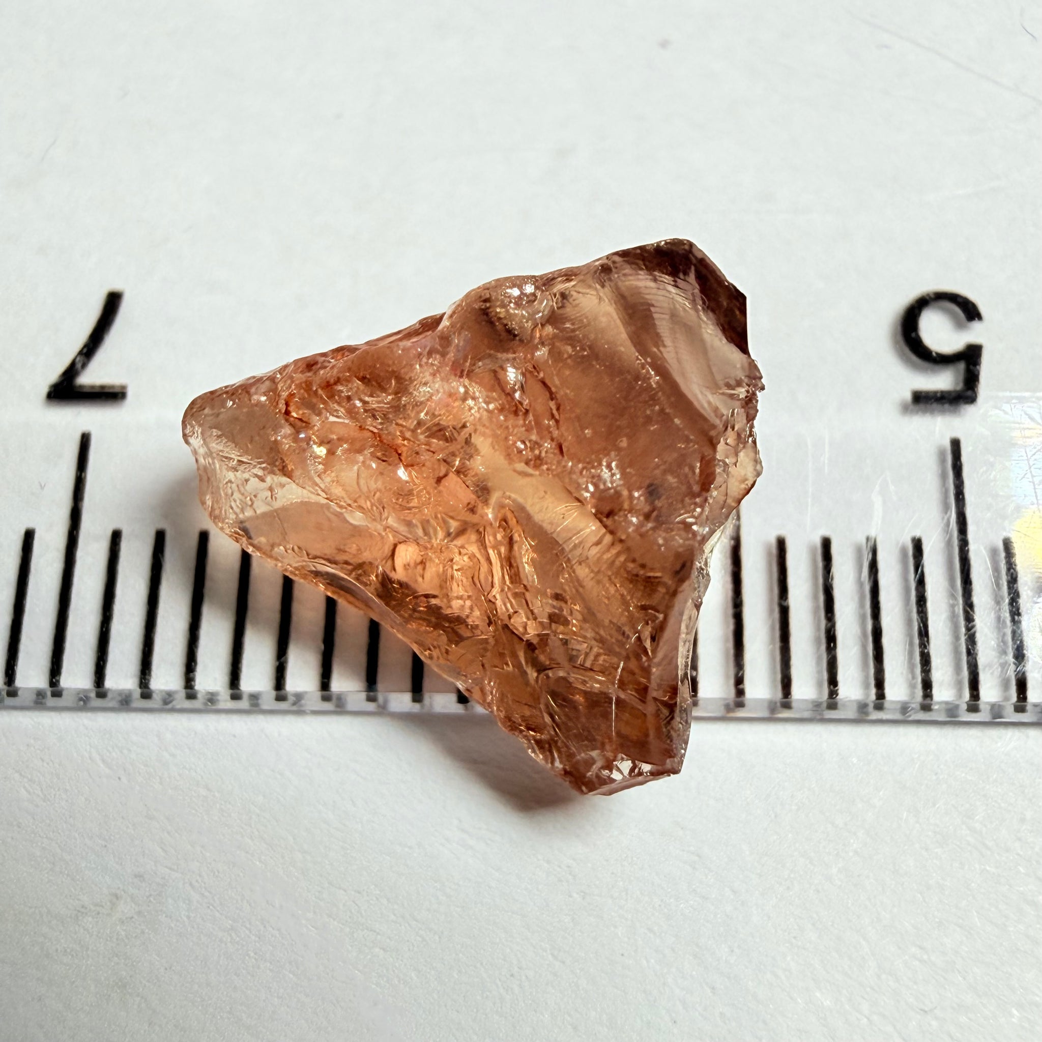 Malaya Garnet, 5.55ct, Umba Valley, Tanzania, Untreated Unheated, vvs, flattish, note shape