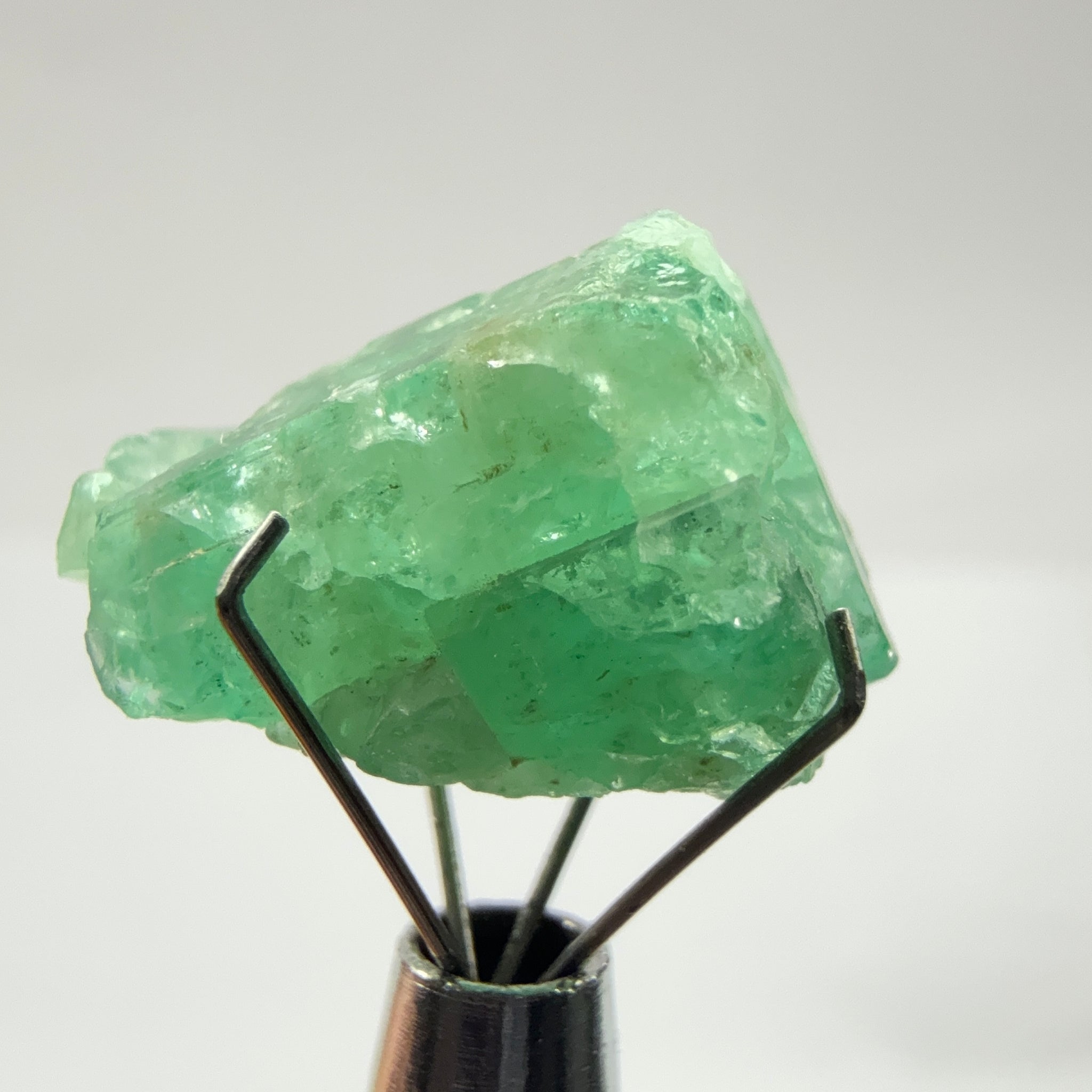Emerald Crystal, 12.37ct, Tanzania, Untreated Unheated, specimen grade