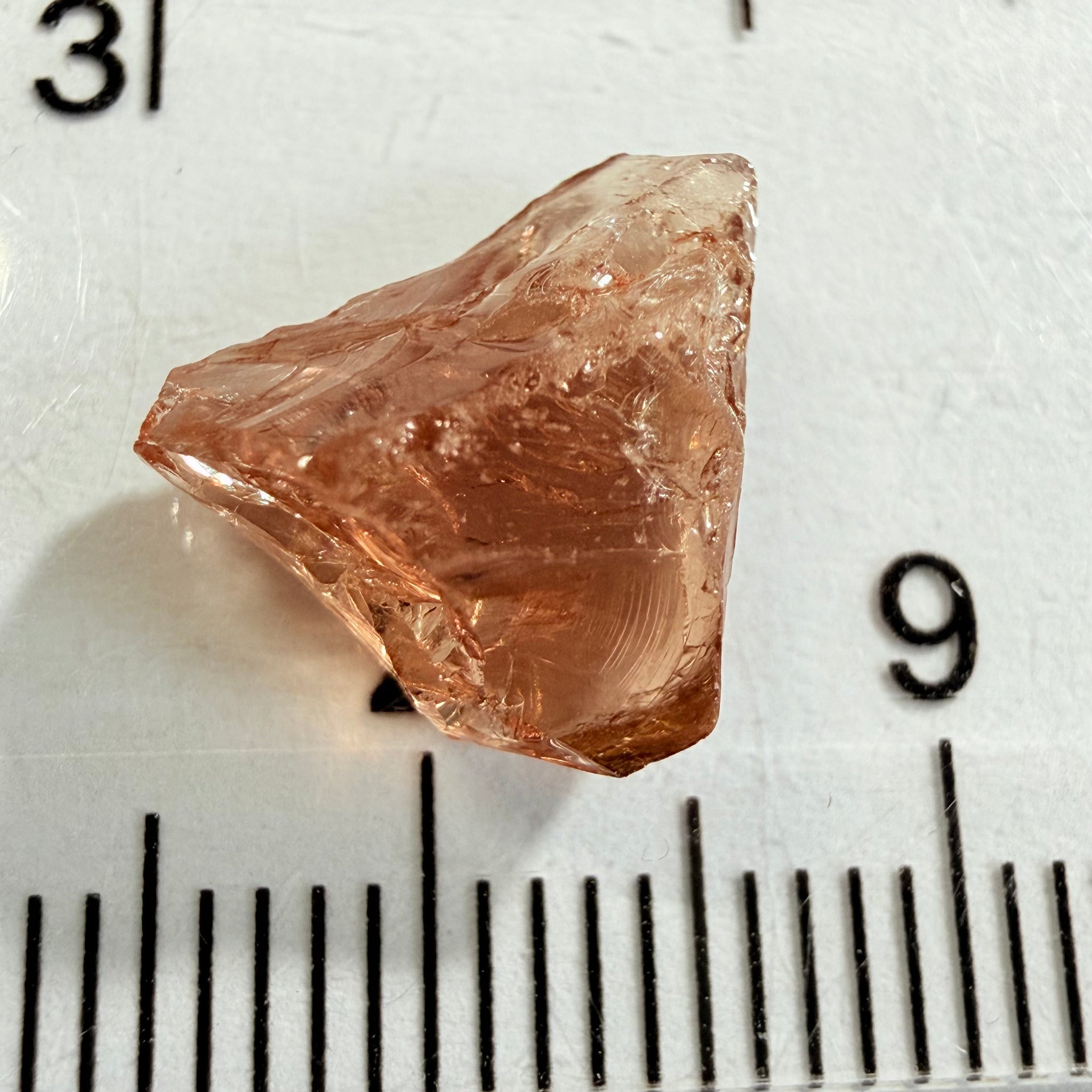 Malaya Garnet, 5.55ct, Umba Valley, Tanzania, Untreated Unheated, vvs, flattish, note shape