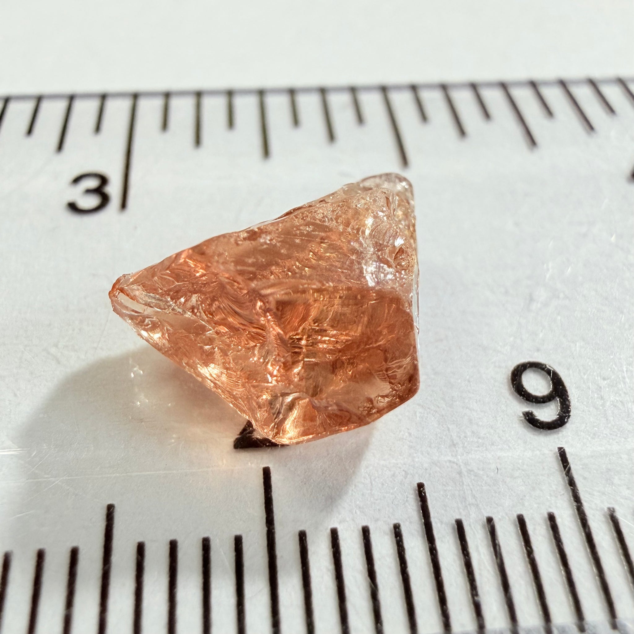 Malaya Garnet, 5.55ct, Umba Valley, Tanzania, Untreated Unheated, vvs, flattish, note shape